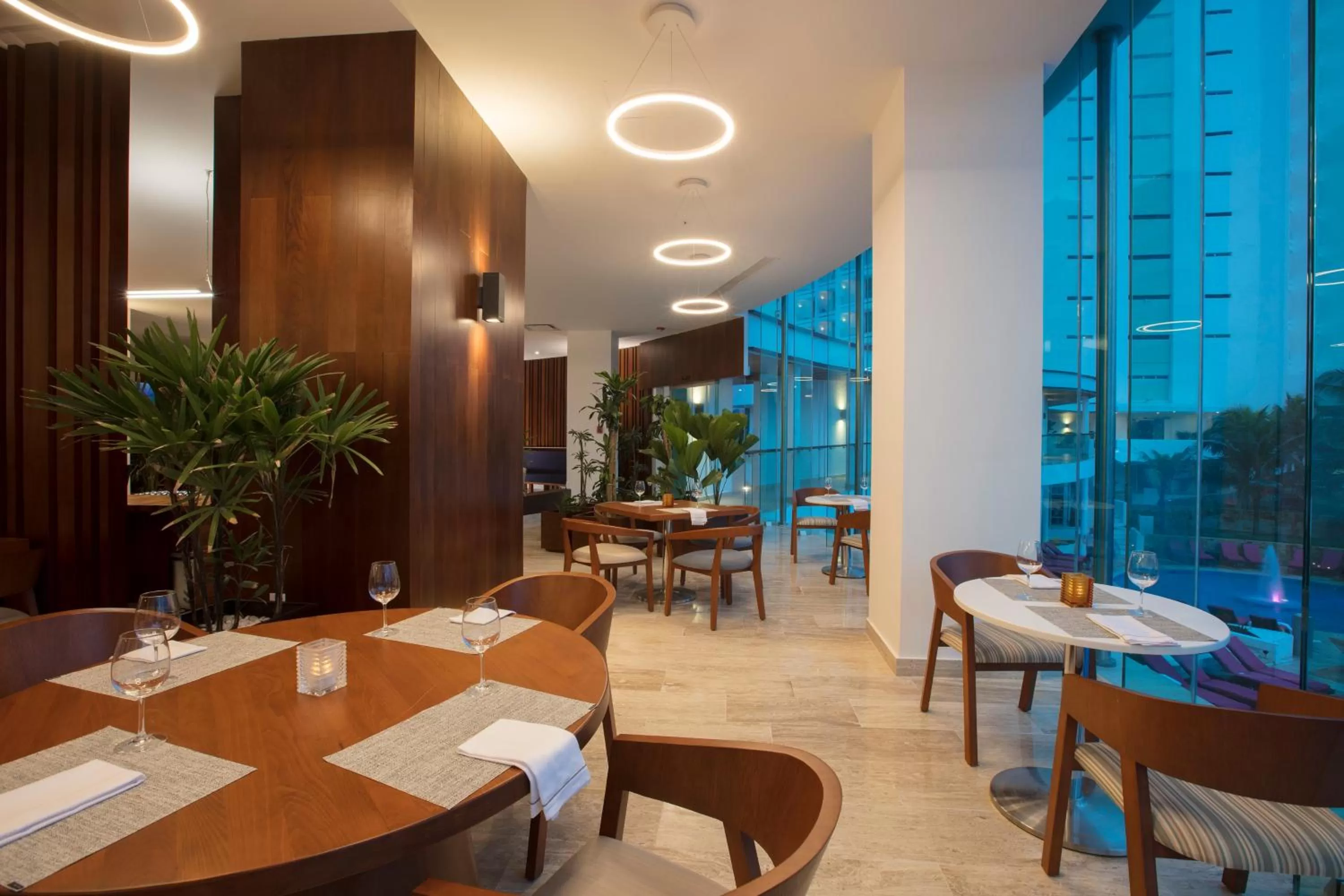 Restaurant/places to eat in Altitude at Krystal Grand Cancun - All Inclusive