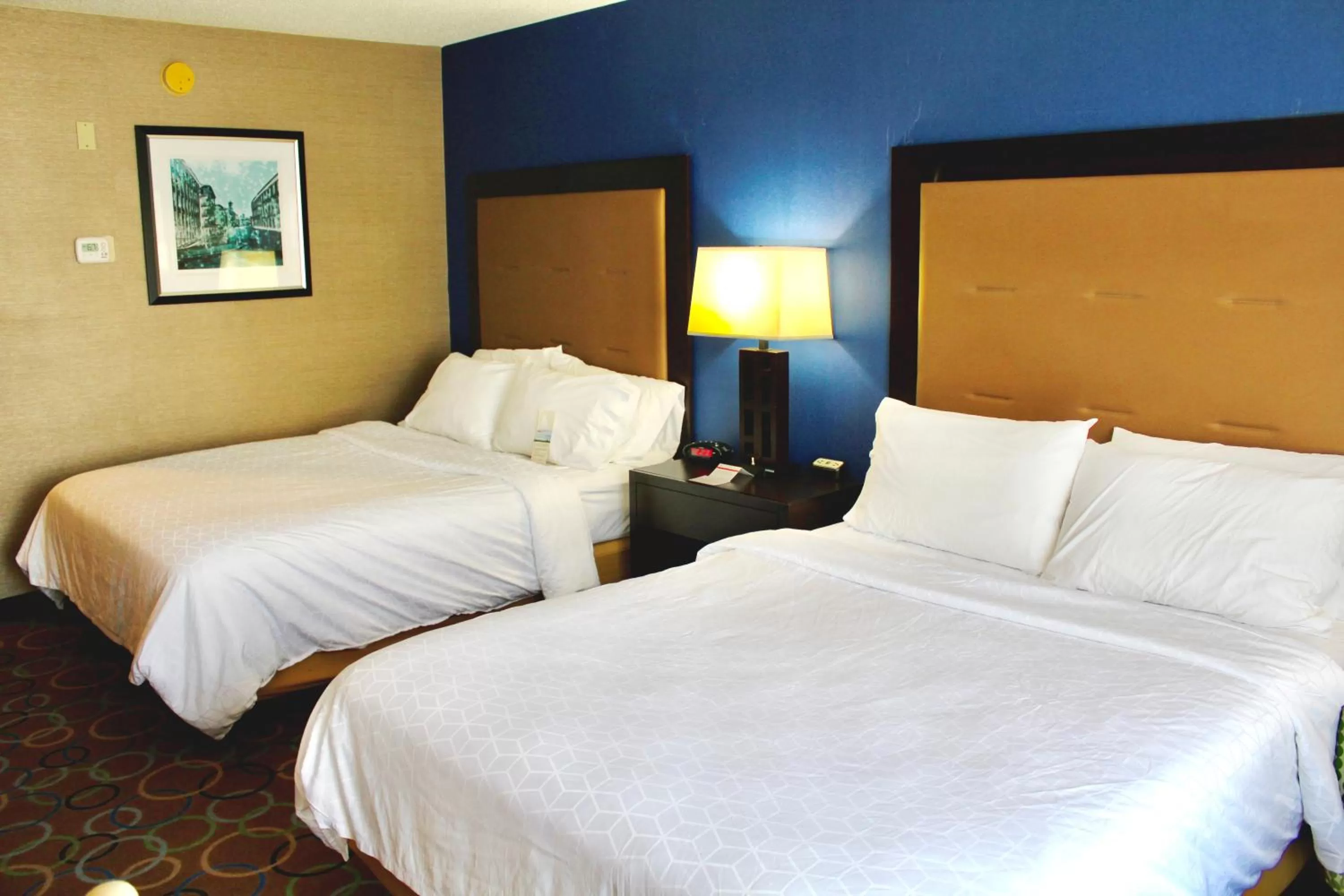 Bed in Holiday Inn Express Hotel & Suites Manchester - Airport by IHG