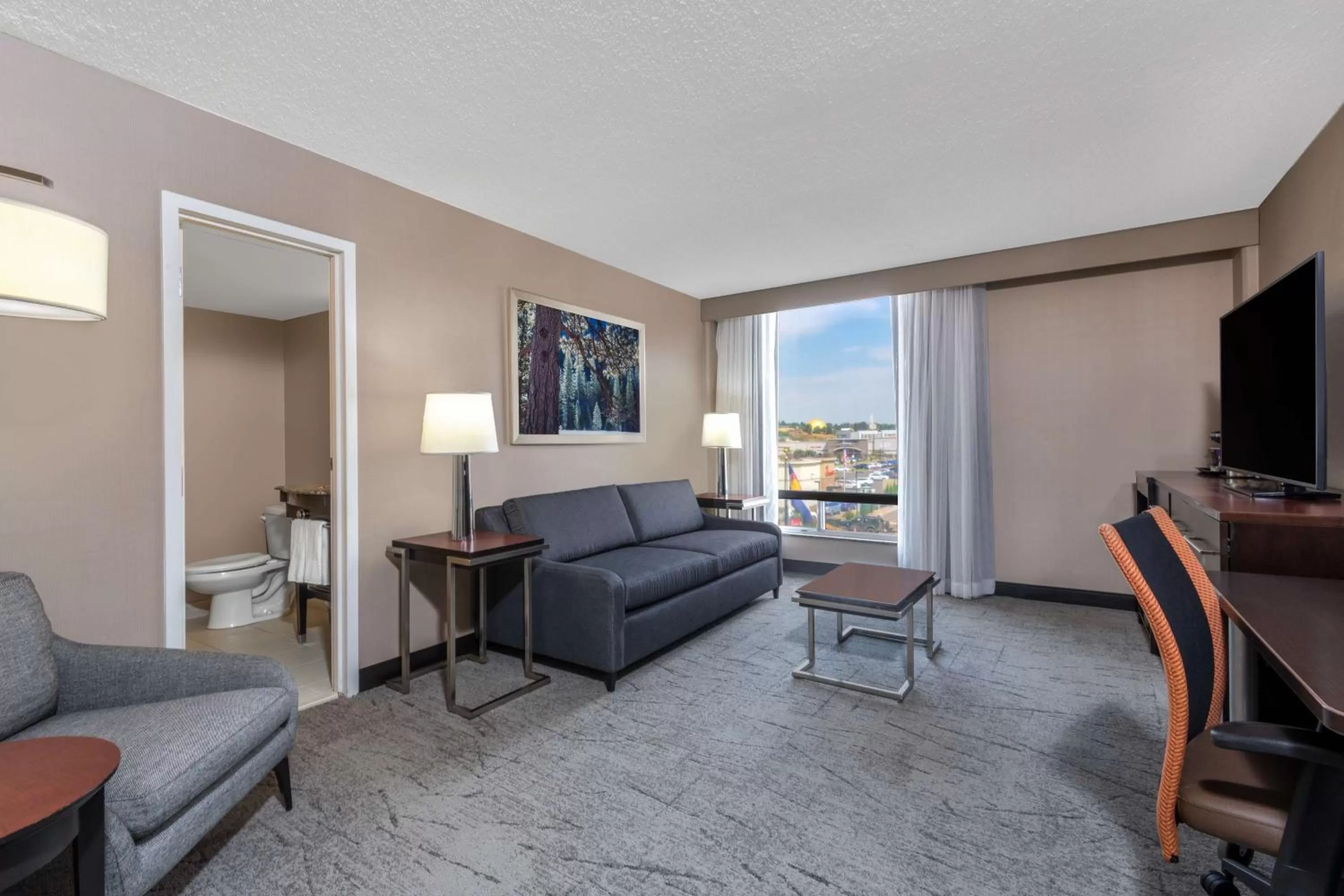 Bedroom in DoubleTree by Hilton Denver Cherry Creek, CO