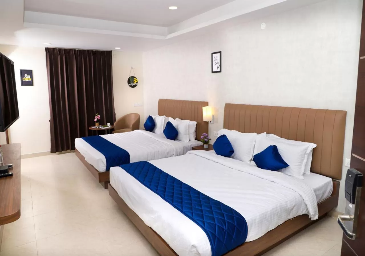 Bed in Admira Residency