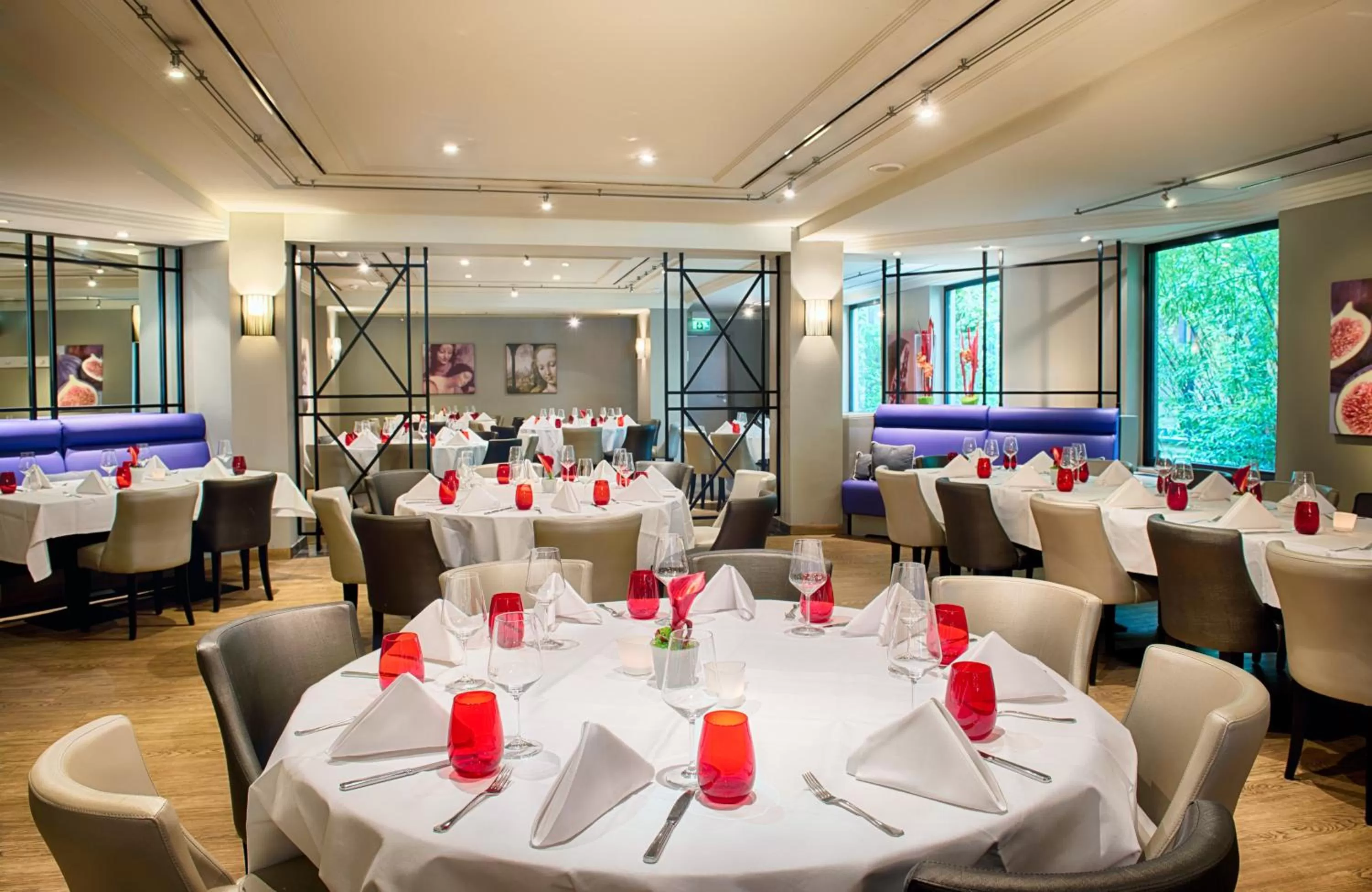 Restaurant/places to eat in Leonardo Royal Hotel Düsseldorf Königsallee