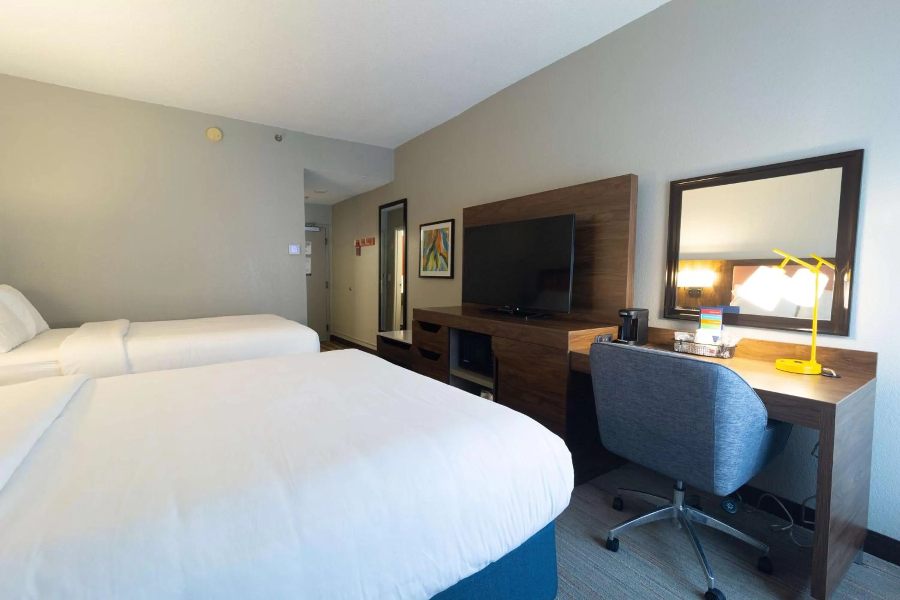 Bedroom, Bed in Hampton Inn Atlanta/Peachtree City