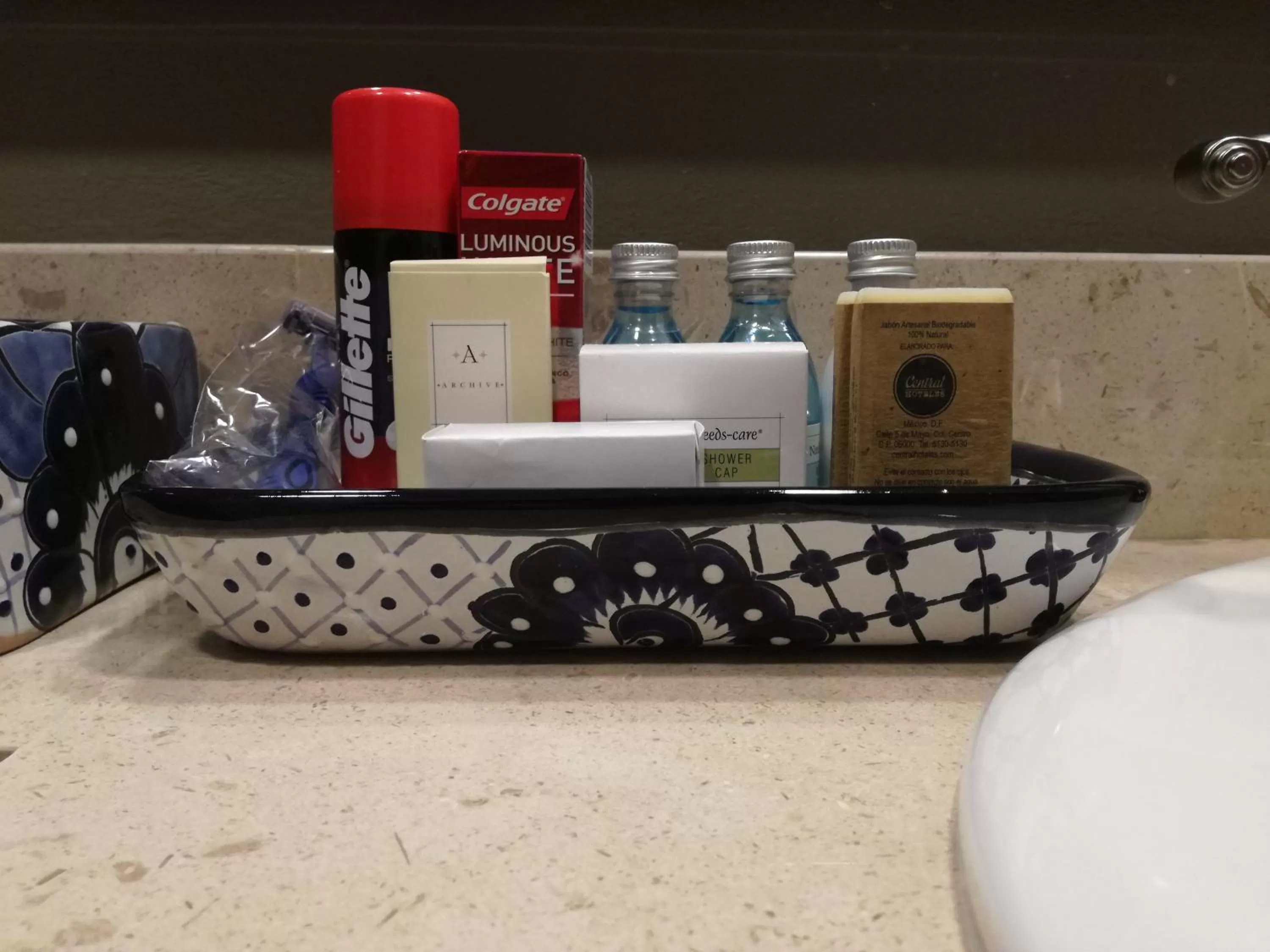 Bathroom in Historico Central Hotel