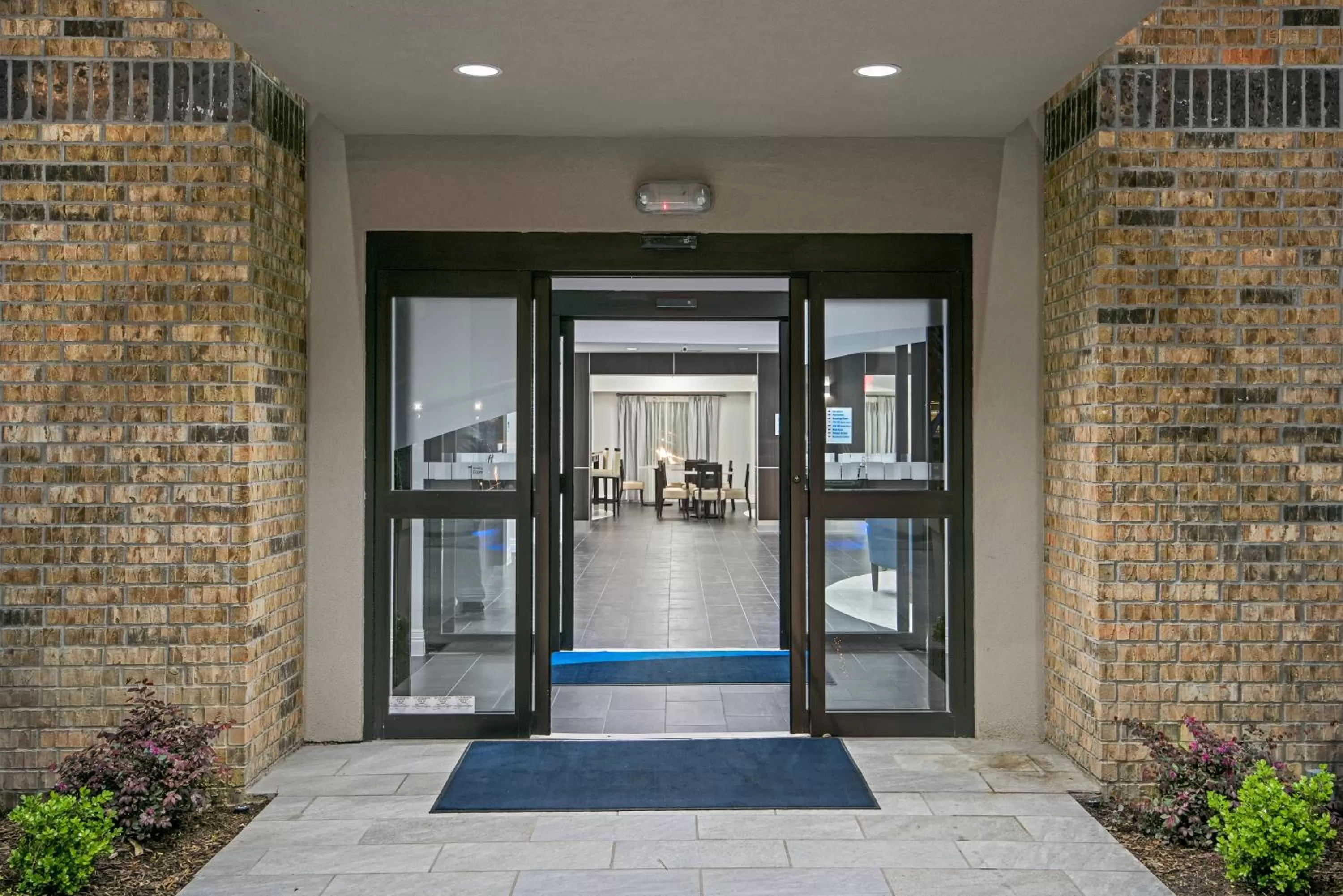 Property building in Holiday Inn Express and Suites Houston North - IAH Area by IHG