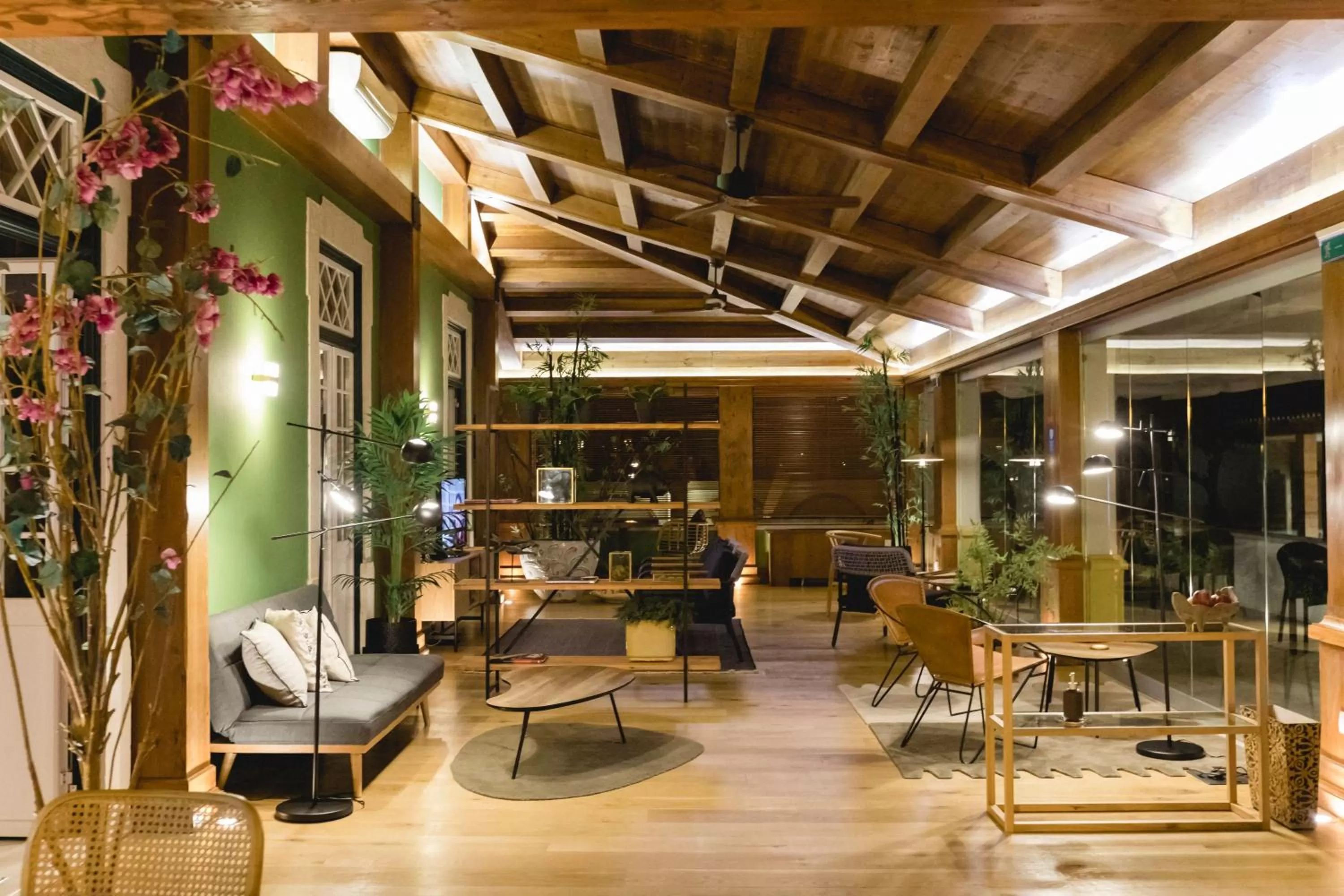 Lounge or bar in Hotel Lusitano