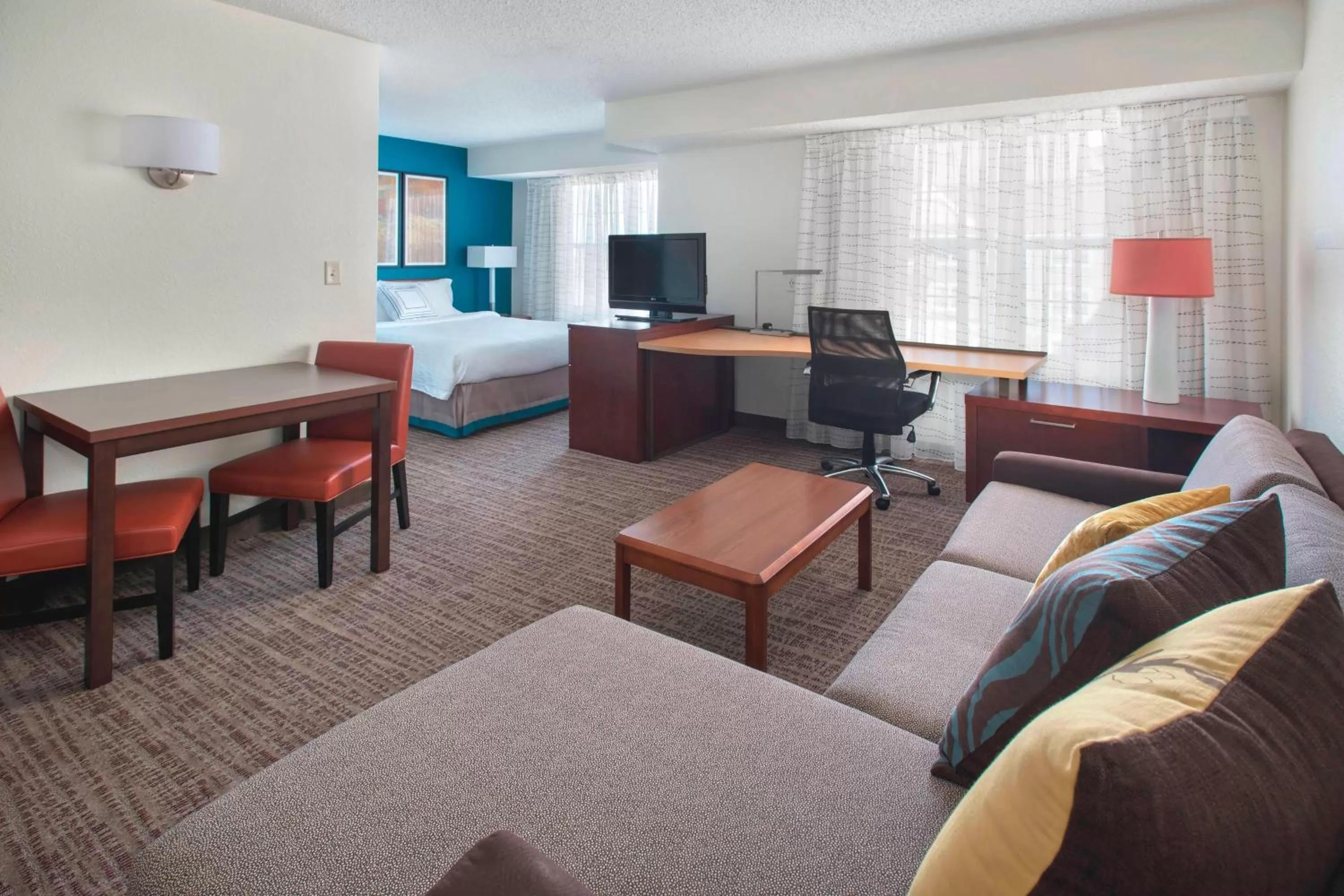 Photo of the whole room, Bed in Residence Inn Long Island Hauppauge/Islandia