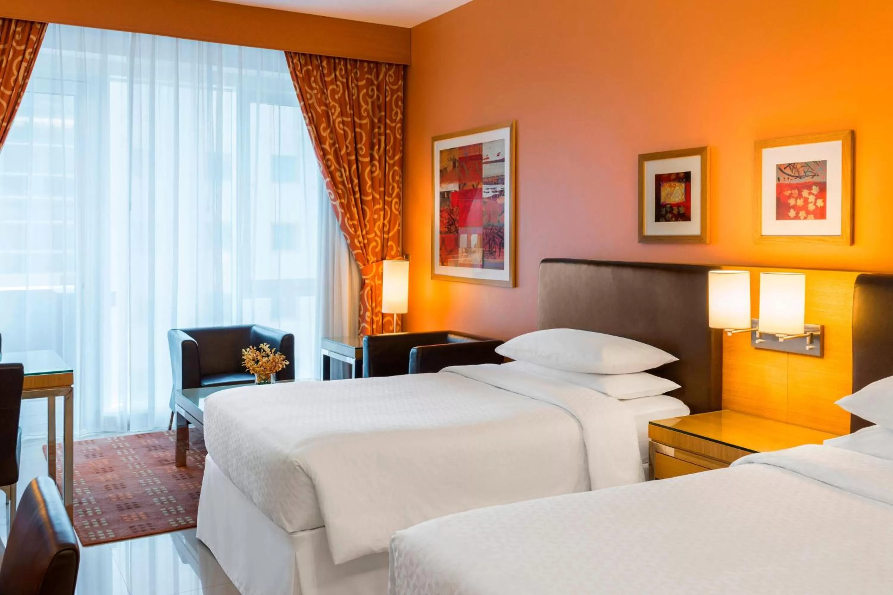 Photo of the whole room, Bed in Four Points by Sheraton Bur Dubai