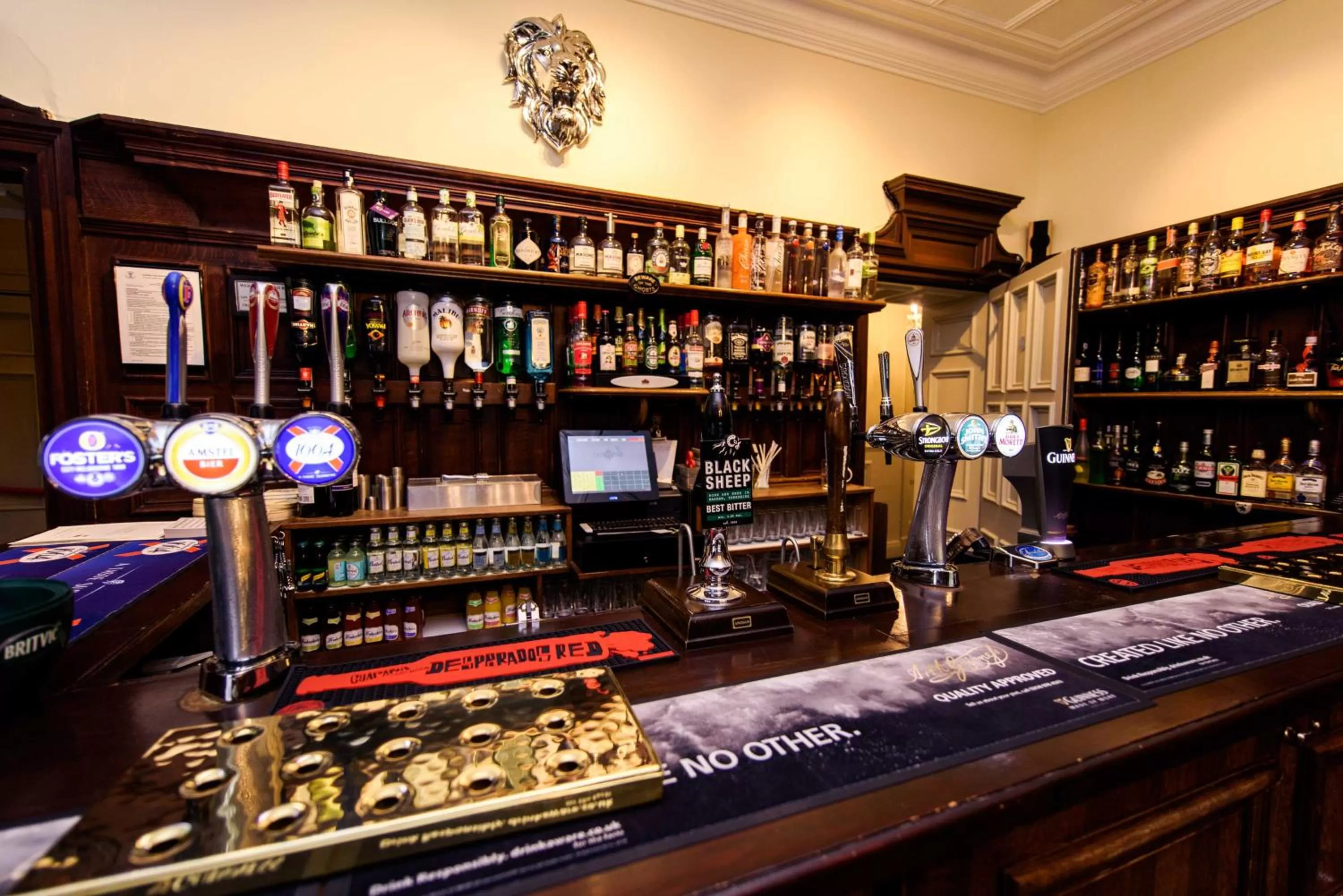 Drinks in The Old Lodge