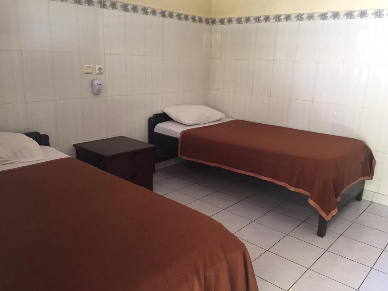 Bedroom, Bed in Gora Beach Inn