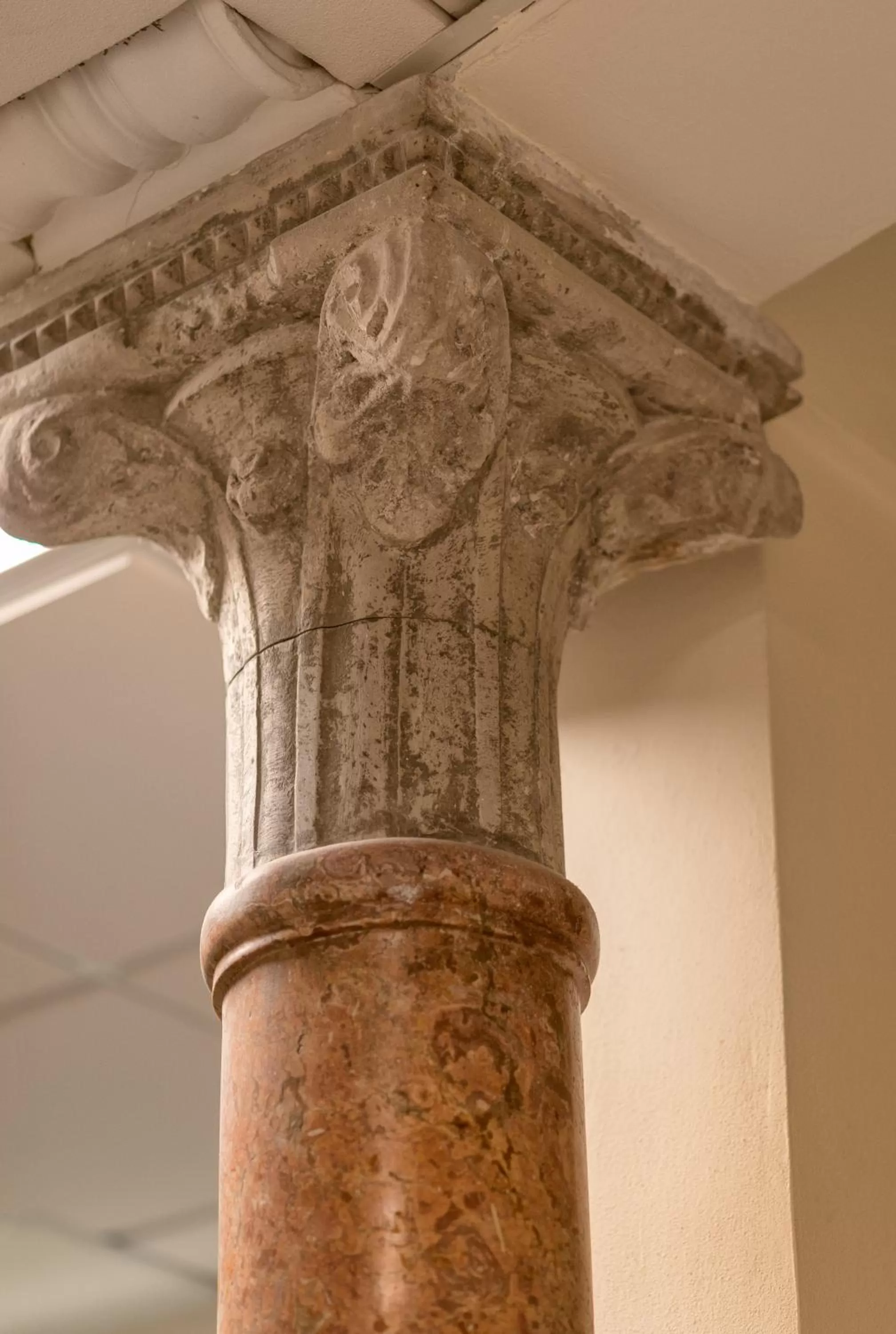 Decorative detail in Hotel Casa Del Pellegrino