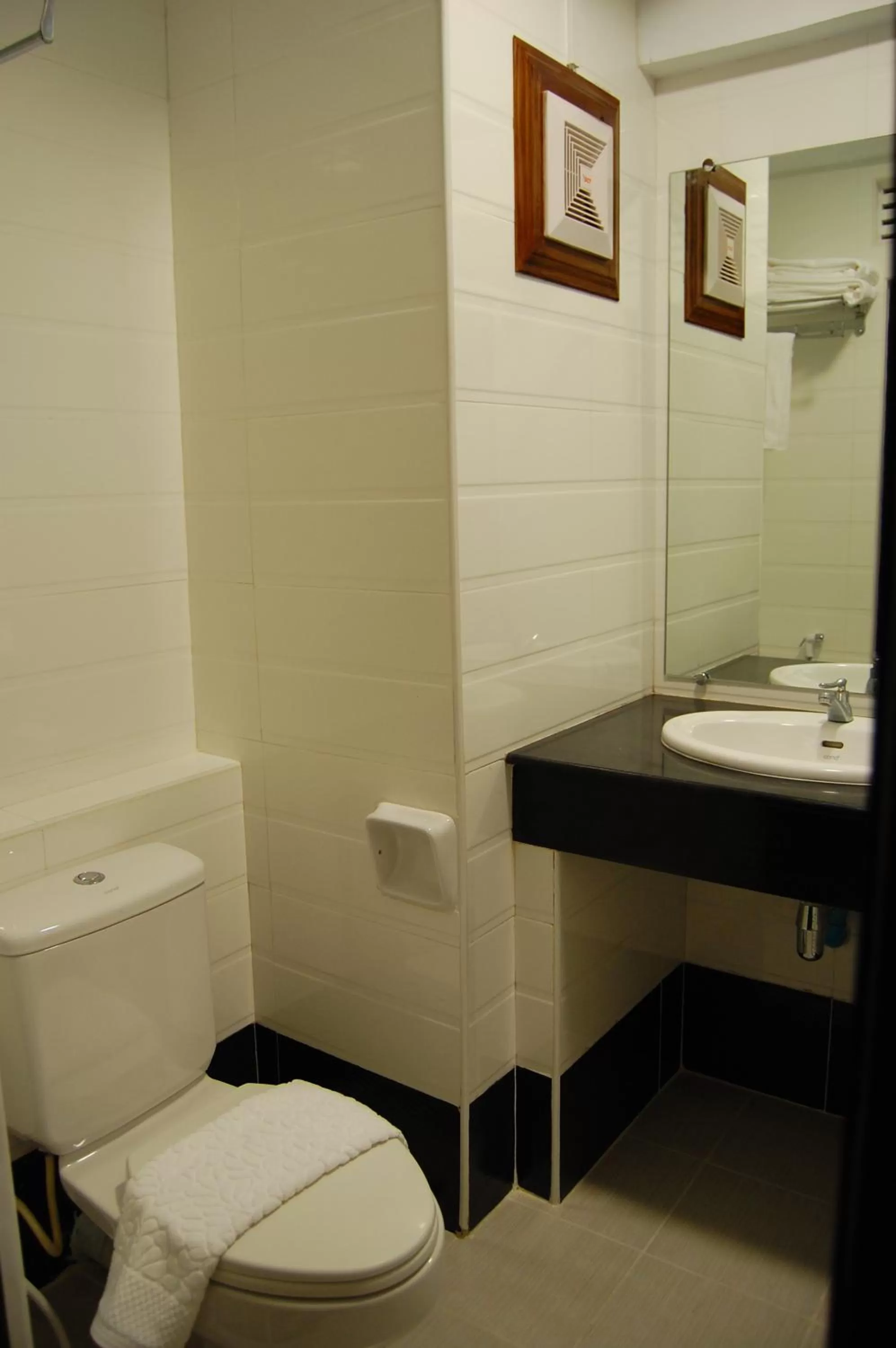 Bathroom in Hotel Yankin