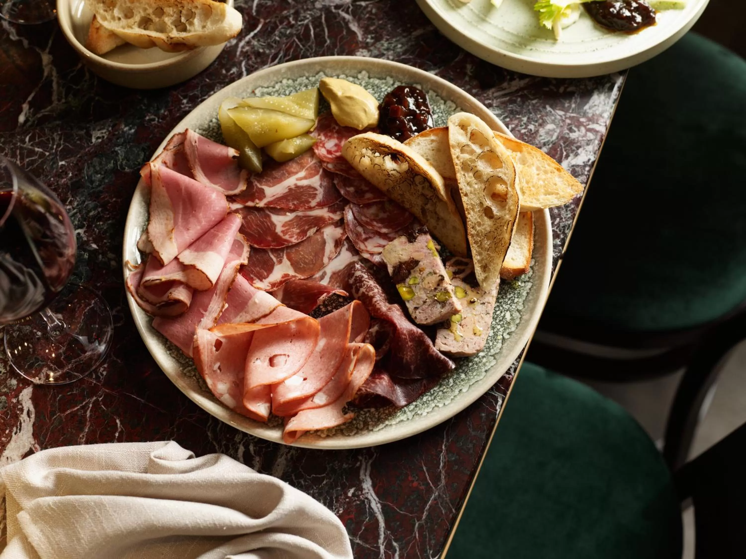 Food and drinks in The Porter House Hotel Sydney - MGallery