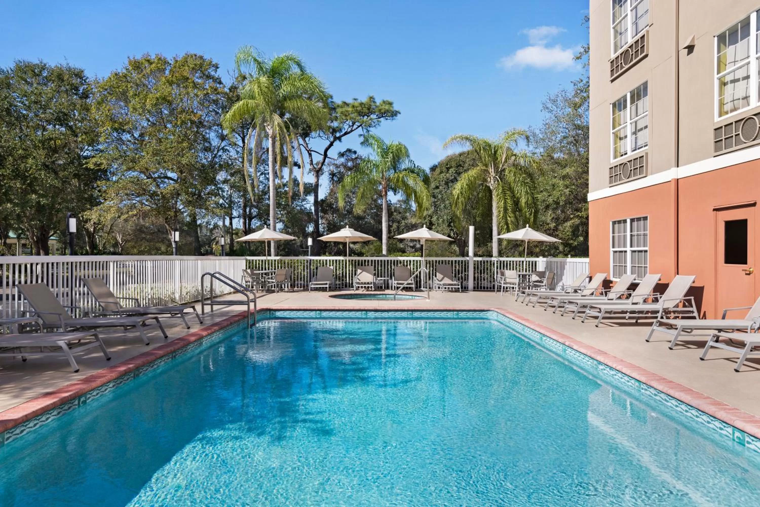 Swimming pool in Holiday Inn Express & Suites Sarasota East by IHG