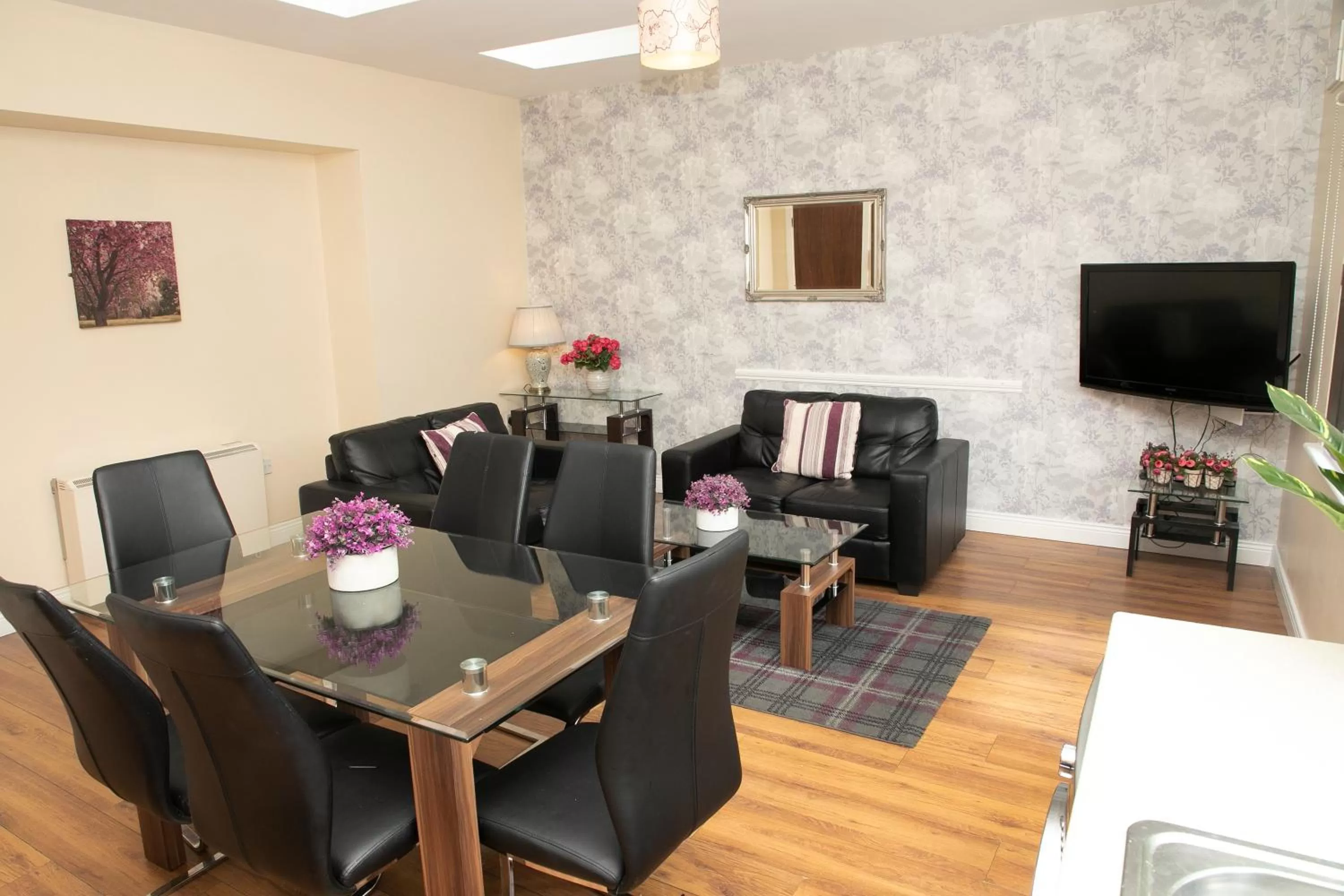 Living room, Dining Area in Arch House B&B & Apartments