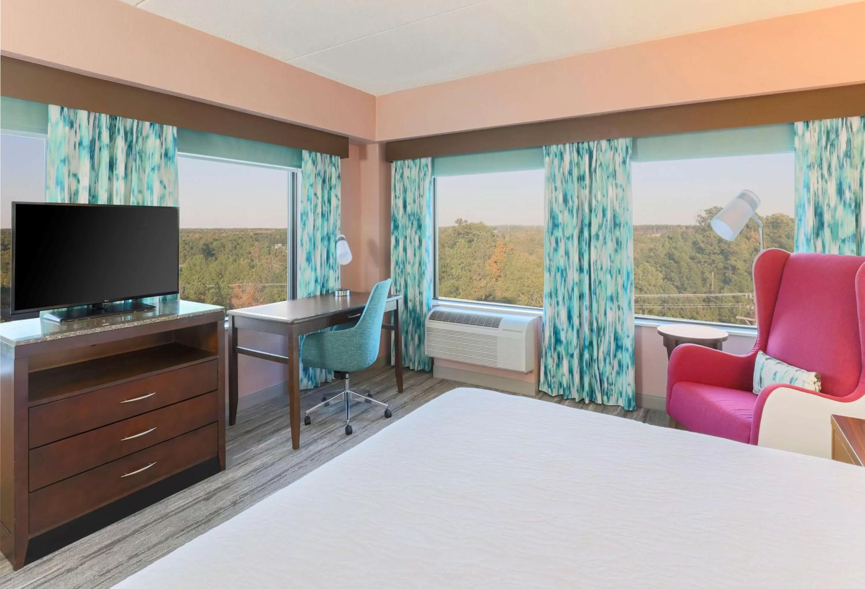 Bedroom, Bed in Hilton Garden Inn Raleigh-Durham/Research Triangle Park