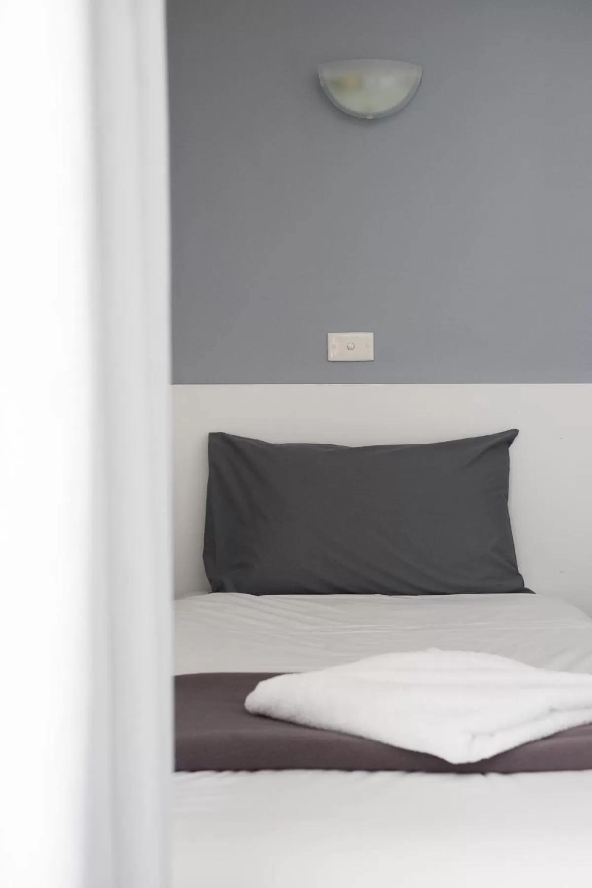 Bedroom, Bed in Central Motel Port Fairy