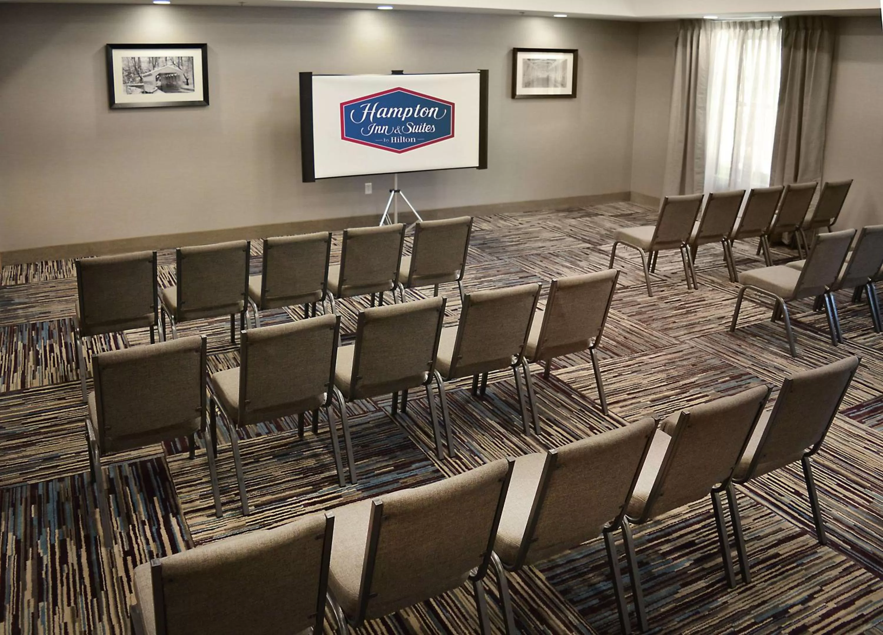 Meeting/conference room in Hampton Inn & Suites Philadelphia/Media