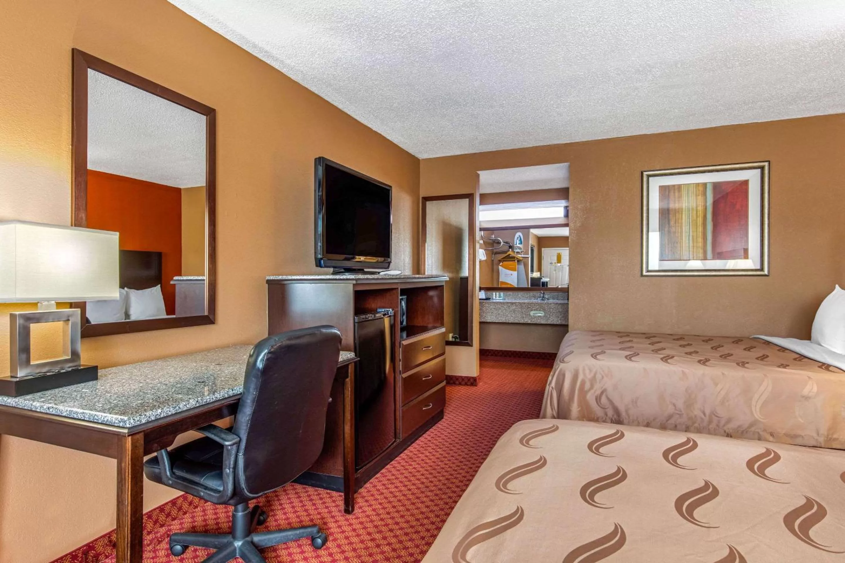Photo of the whole room in Quality Inn Kingston Springs