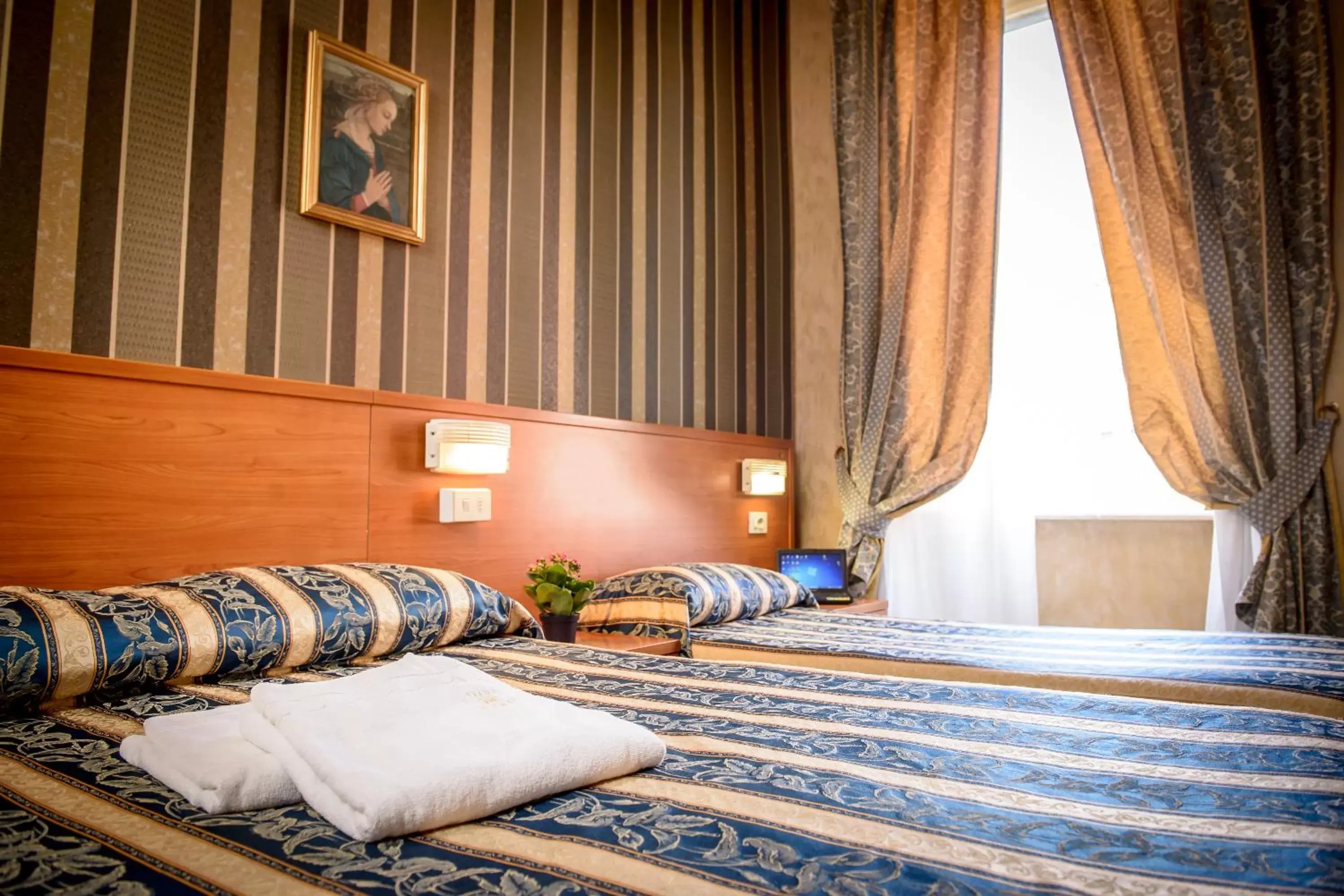 Triple Room in Hotel Emmaus Triple Room in Hotel Emmaus