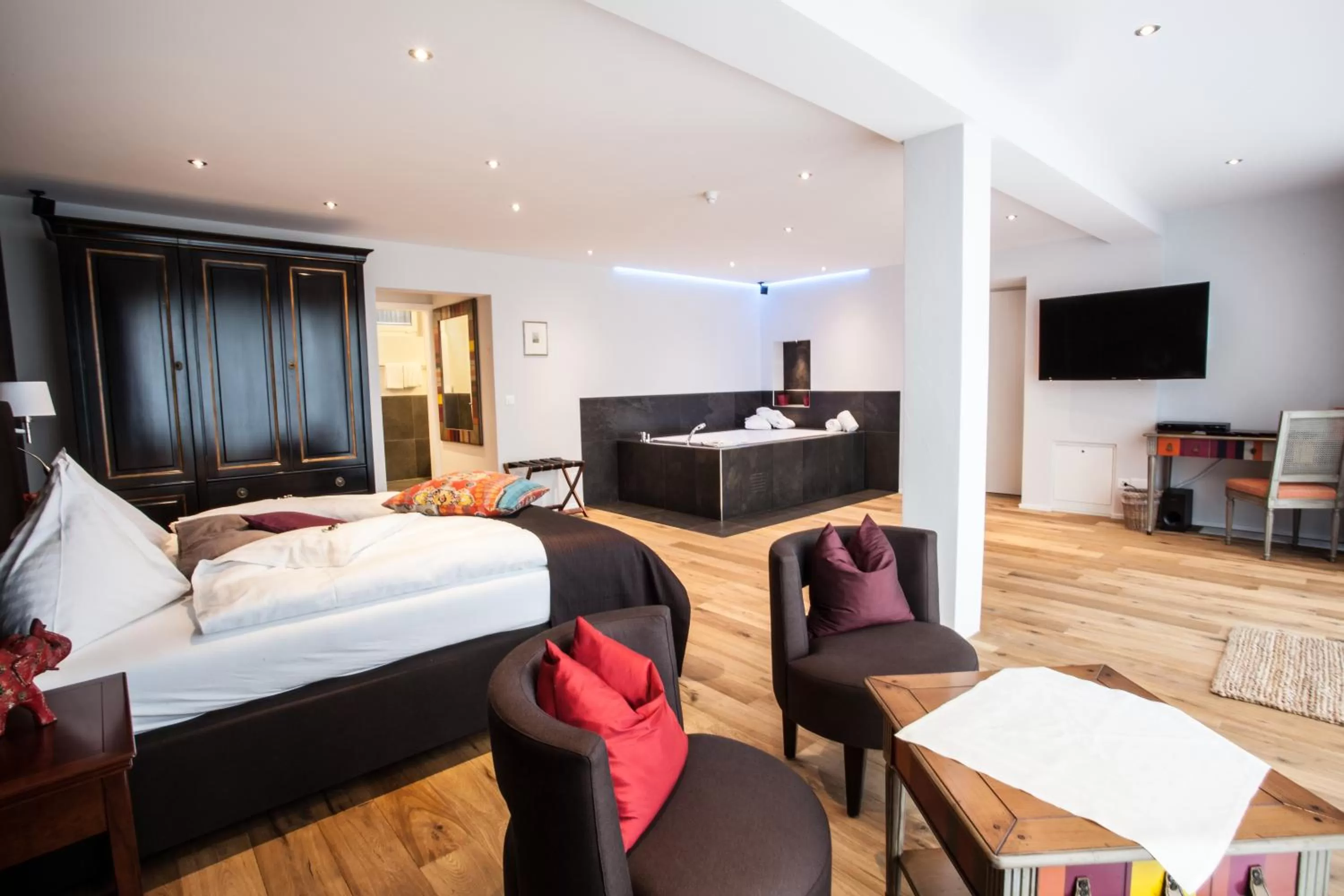 Bed in Garni-Hotel Frohburg - Beau Rivage Collection