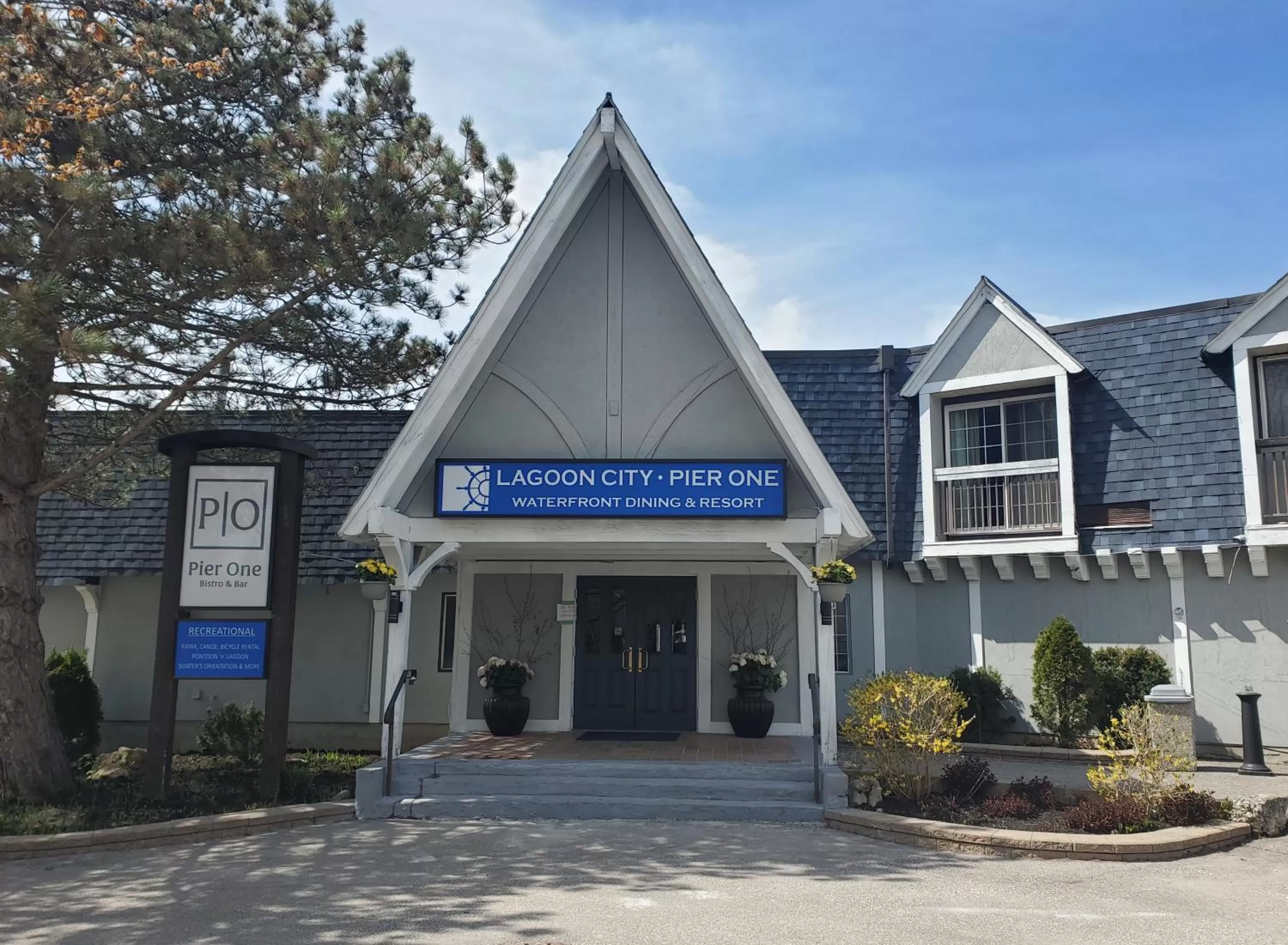 Facade/entrance in Lagoon City Pier One Resort