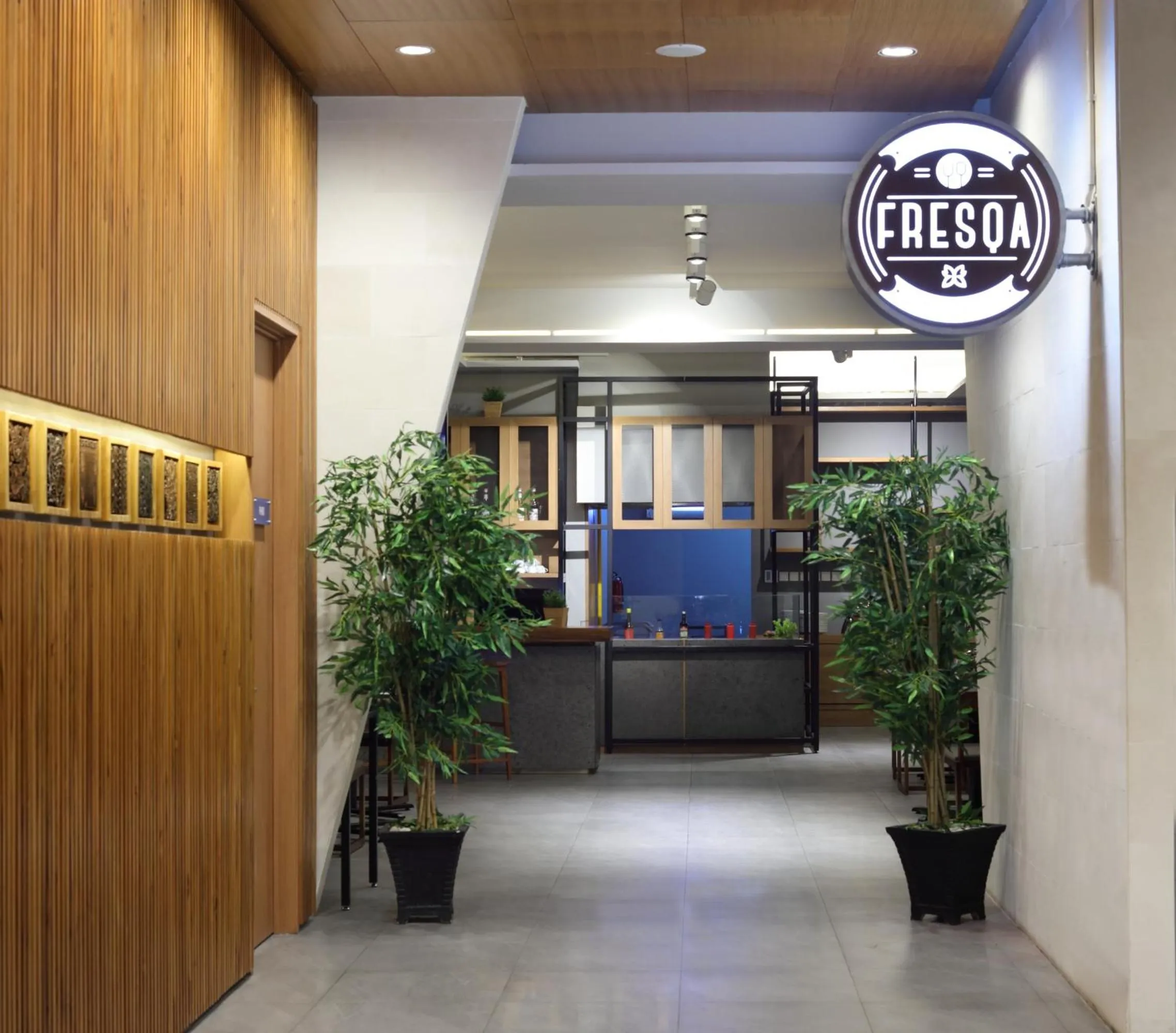 Restaurant/places to eat in BATIQA Hotel Pekanbaru