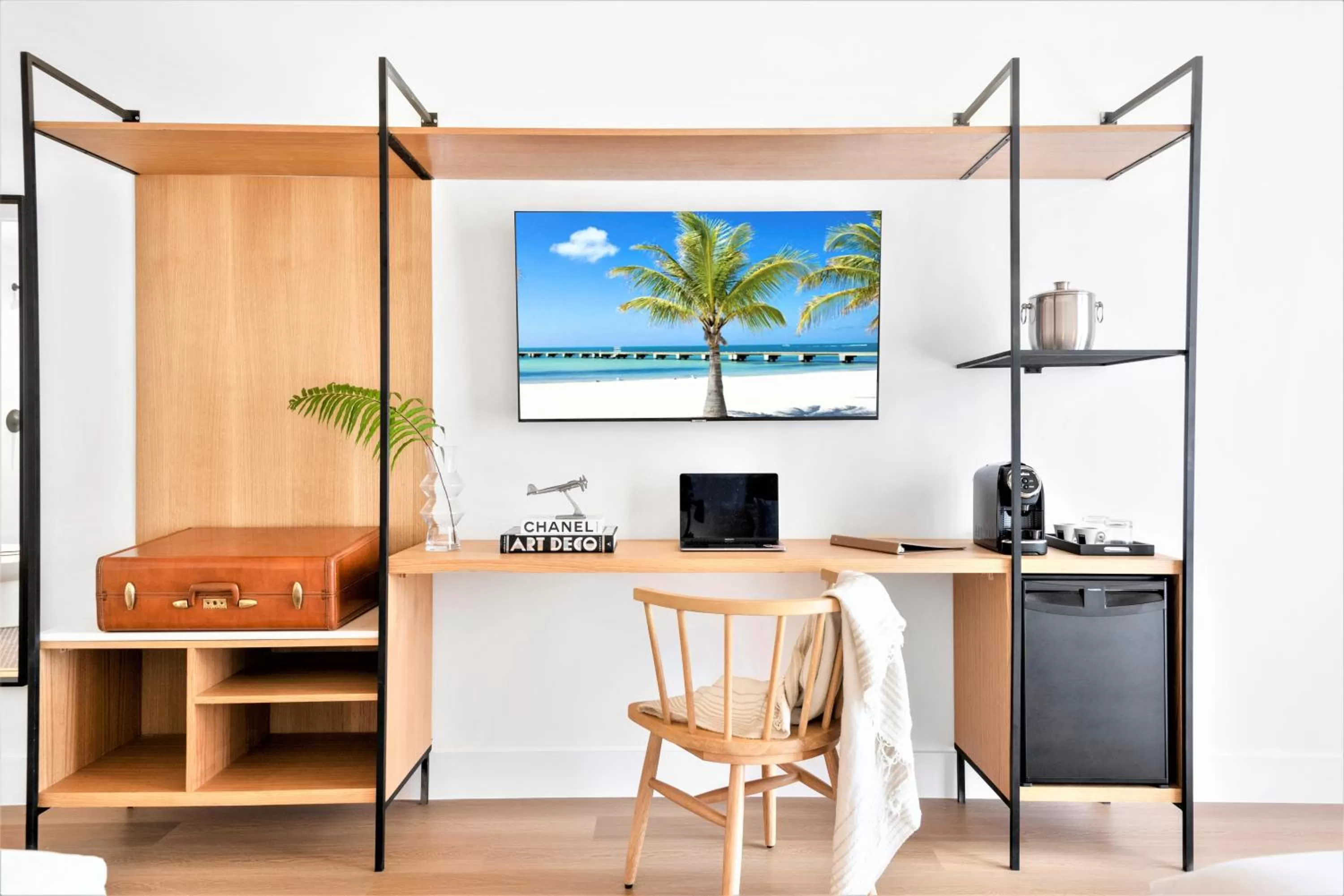 TV and multimedia in Urbanica Fifth