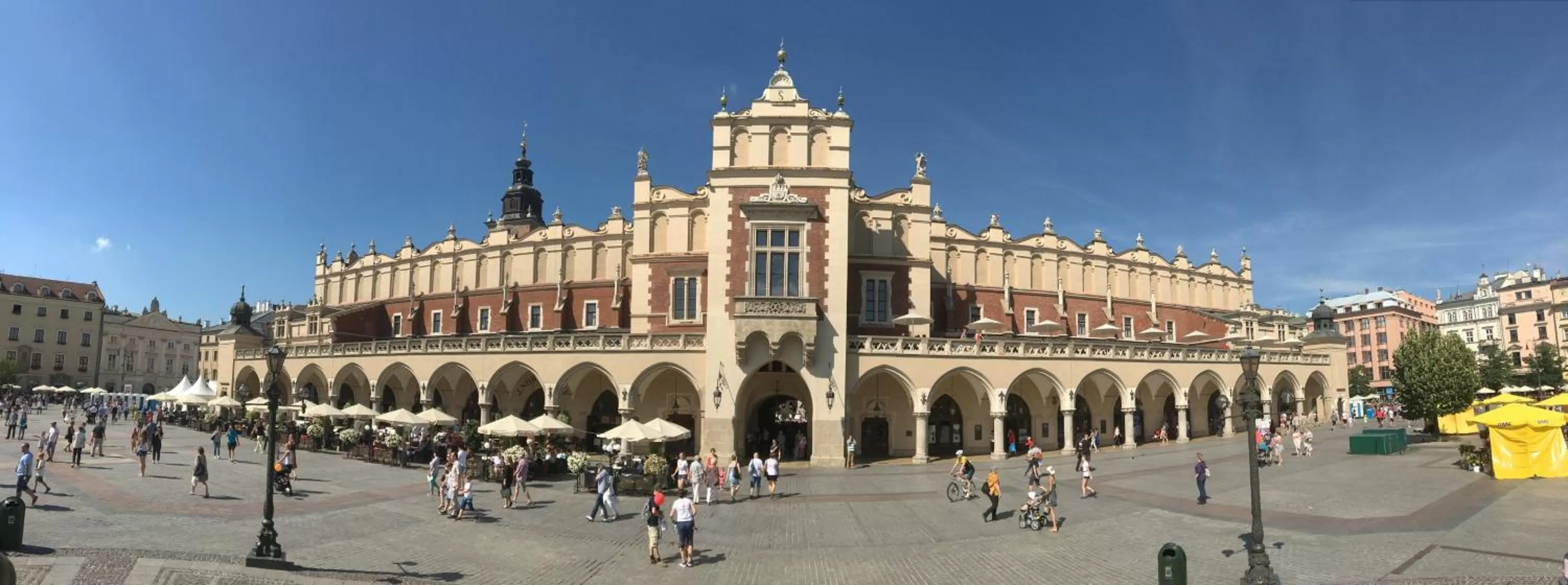 Nearby landmark in Aparthotel Camea