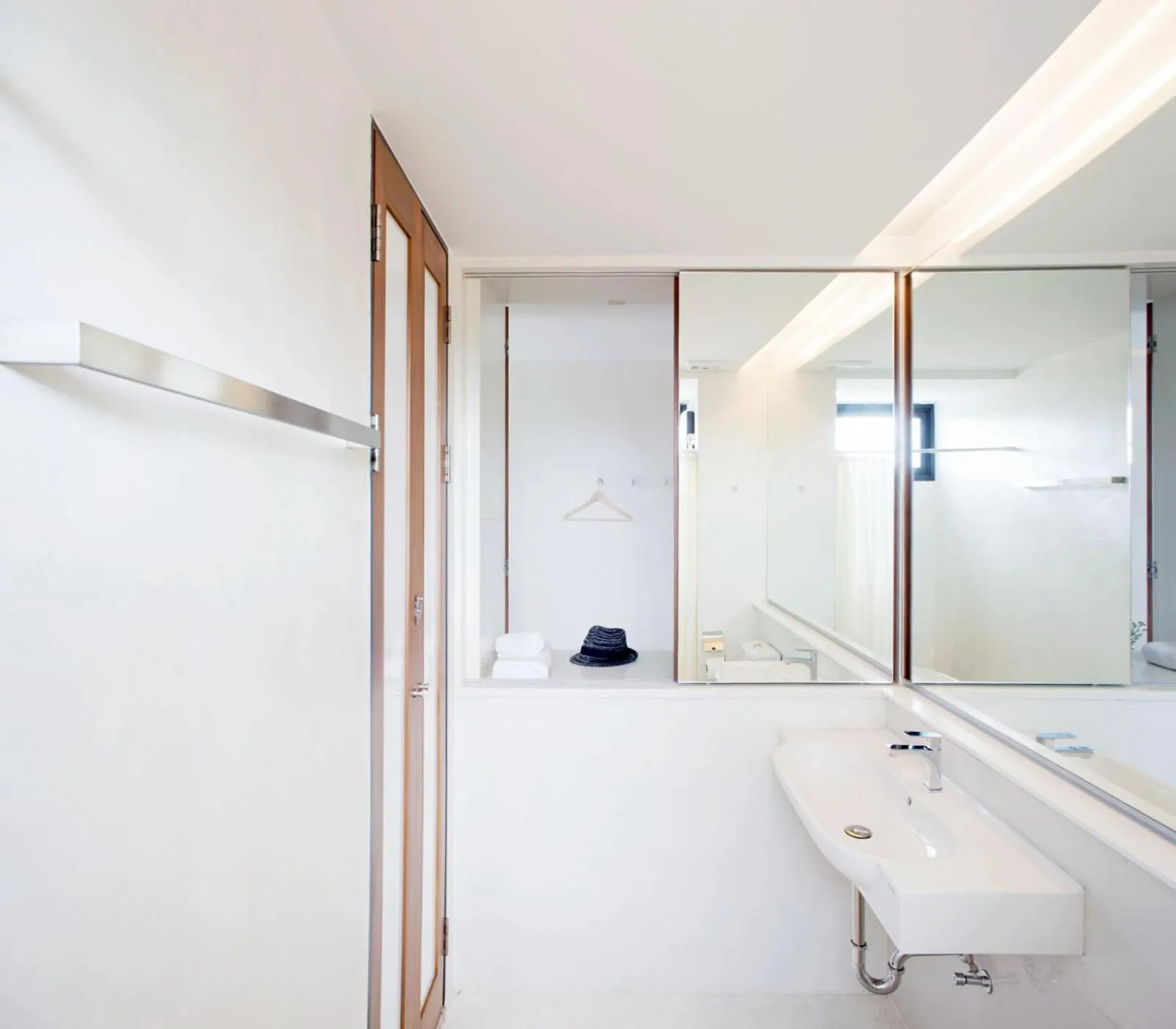 Bathroom in NornDee Hotel