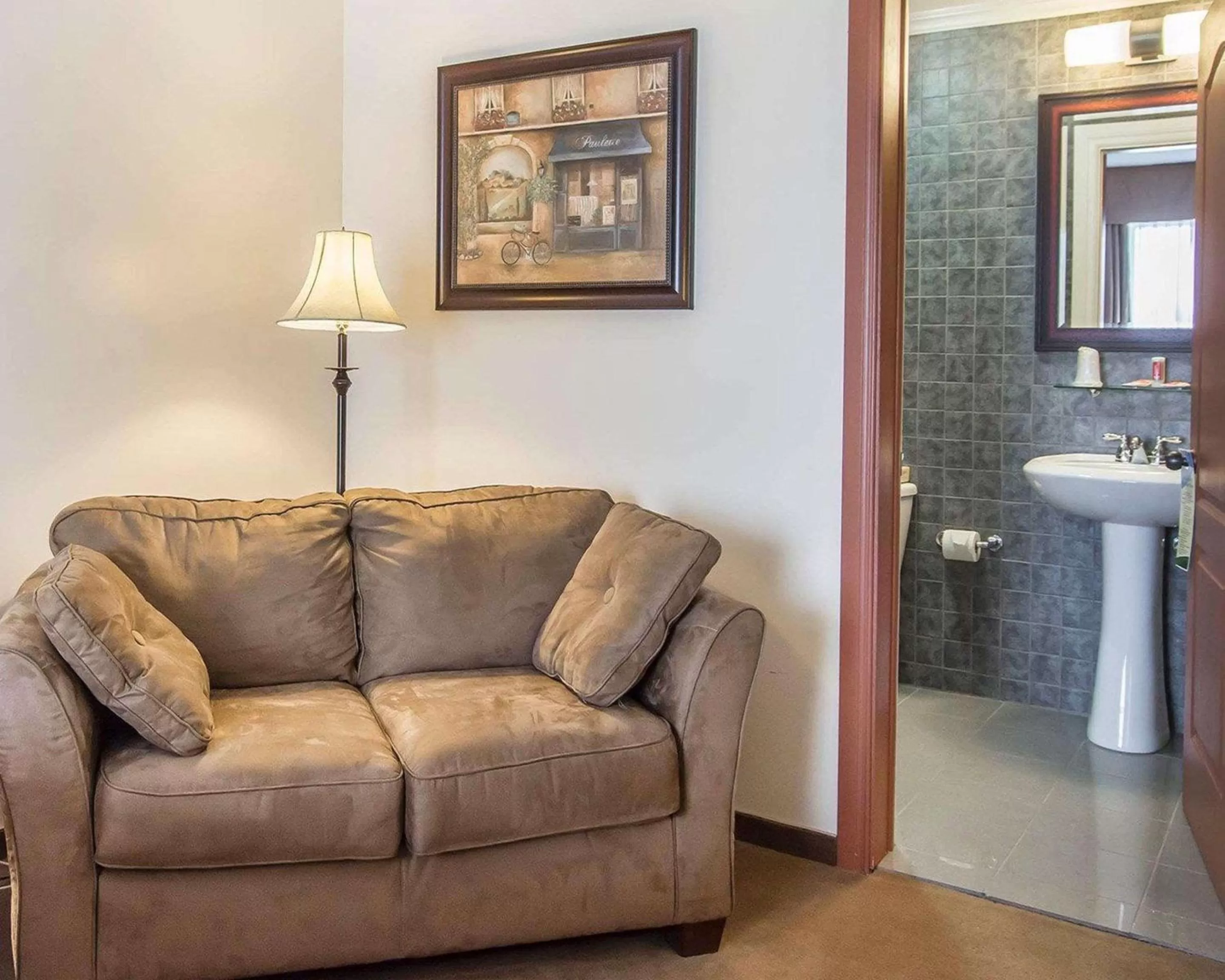 Photo of the whole room in Hotel Danube Bleu