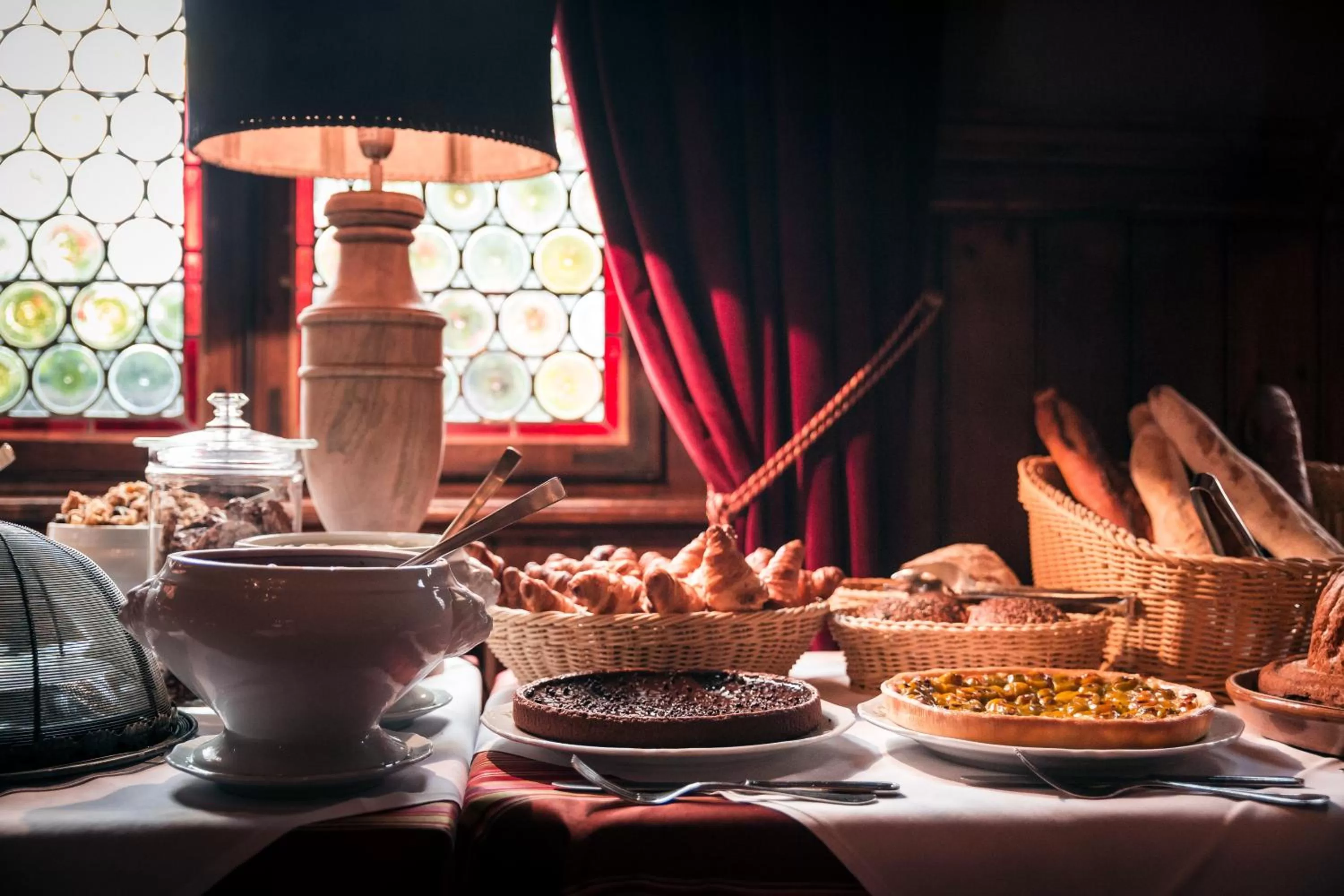 Breakfast in Hôtel des Deux Clefs