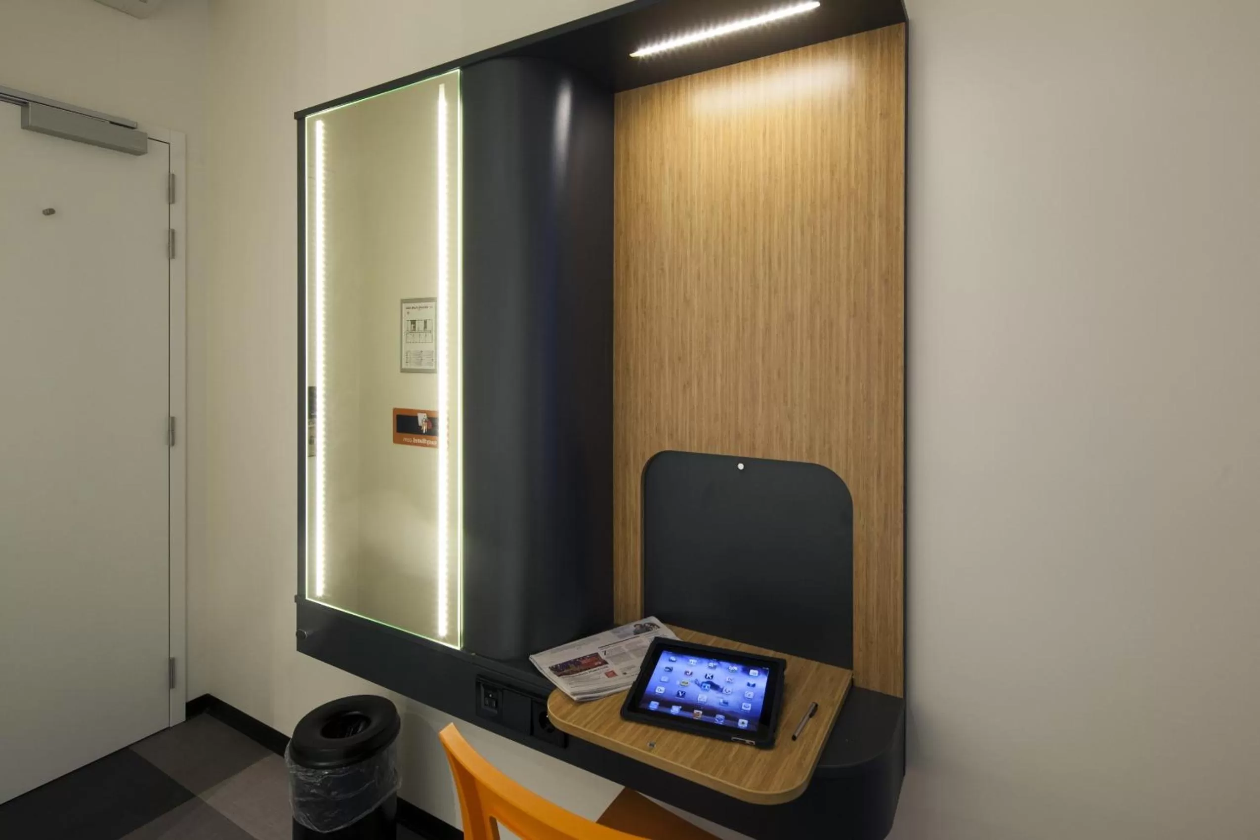 Bedroom in easyHotel Brussels City Centre