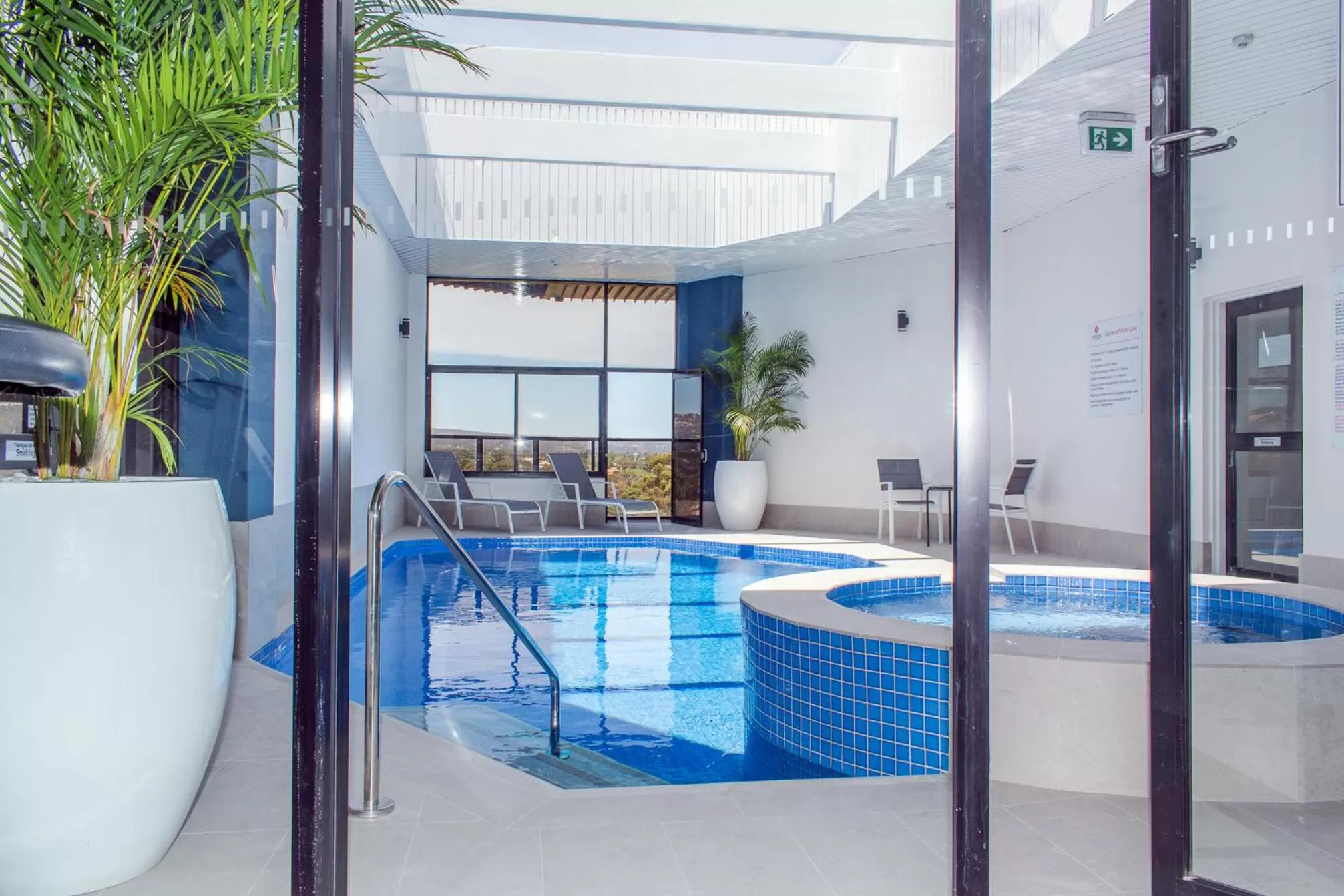 Swimming pool in Rydges South Park Adelaide