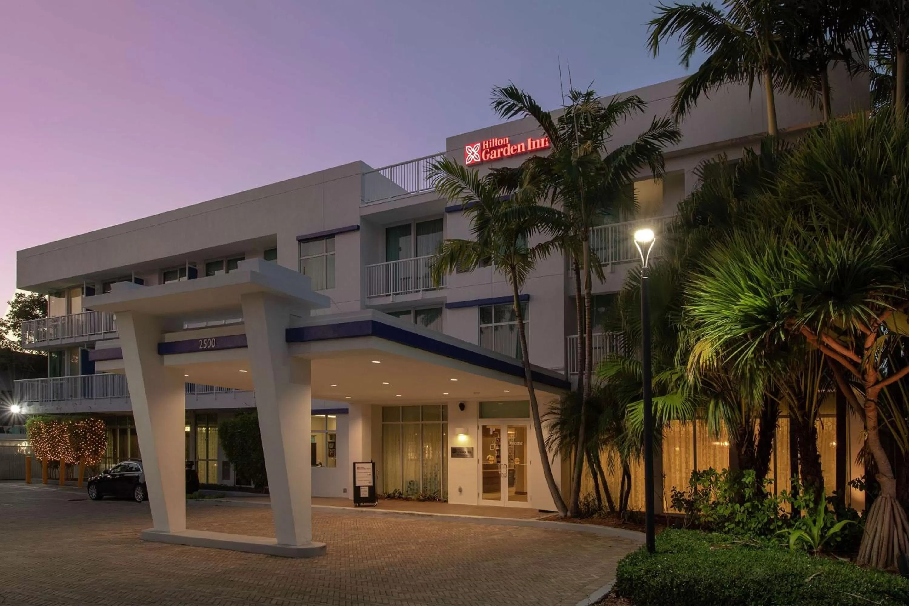 Property building in Hilton Garden Inn Miami Brickell South