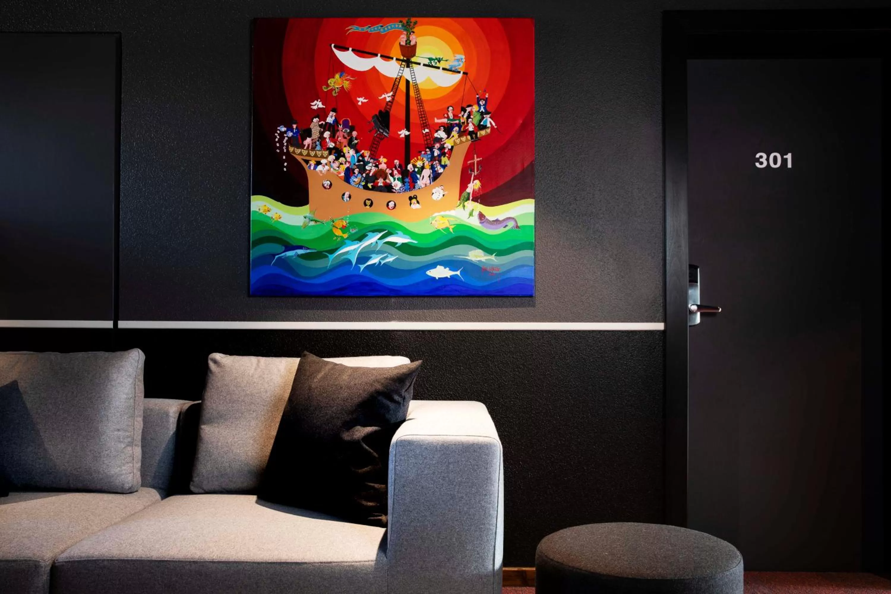 Decorative detail in Hotel Le Bugatti