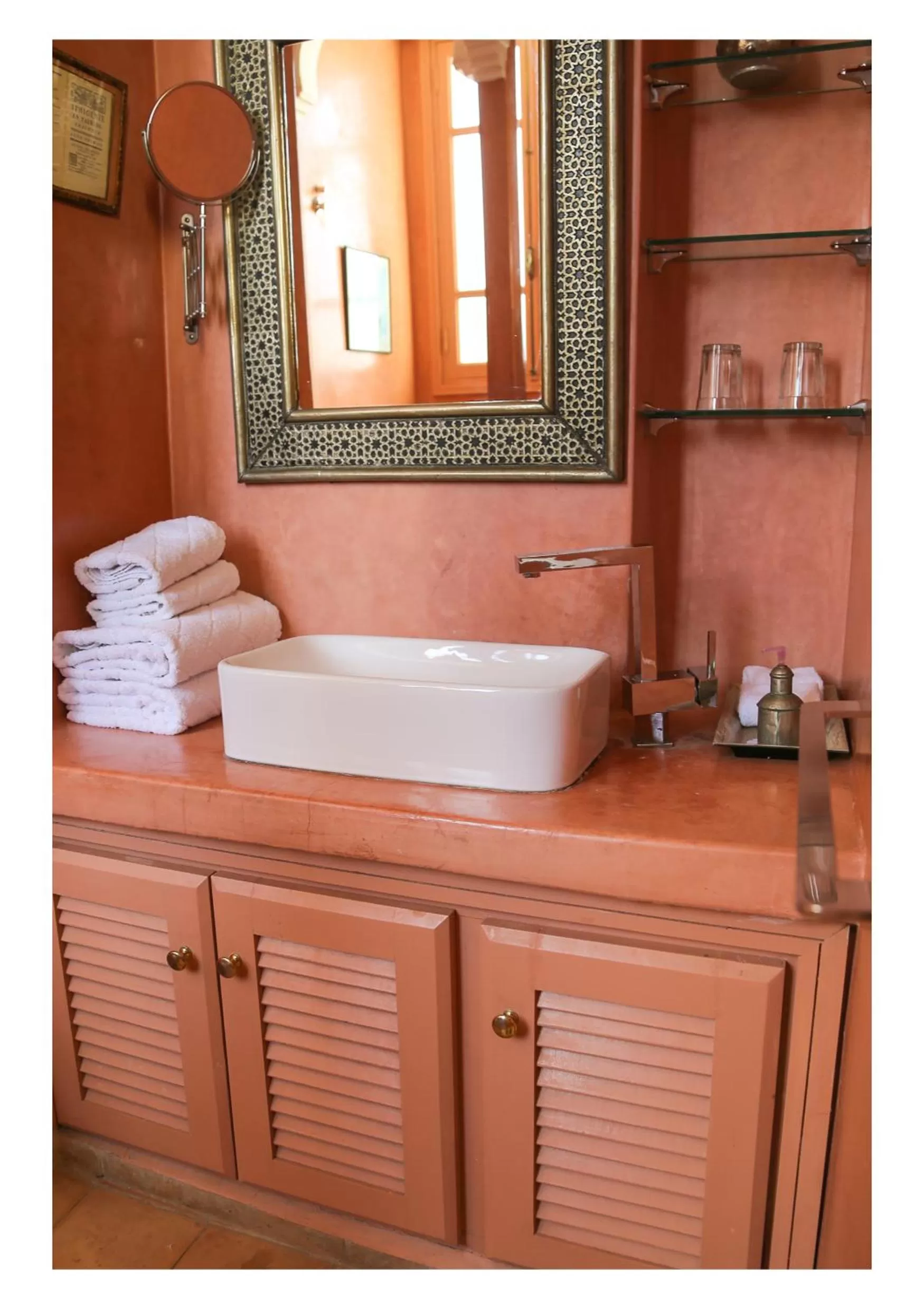 Bathroom in La Maison de Tanger