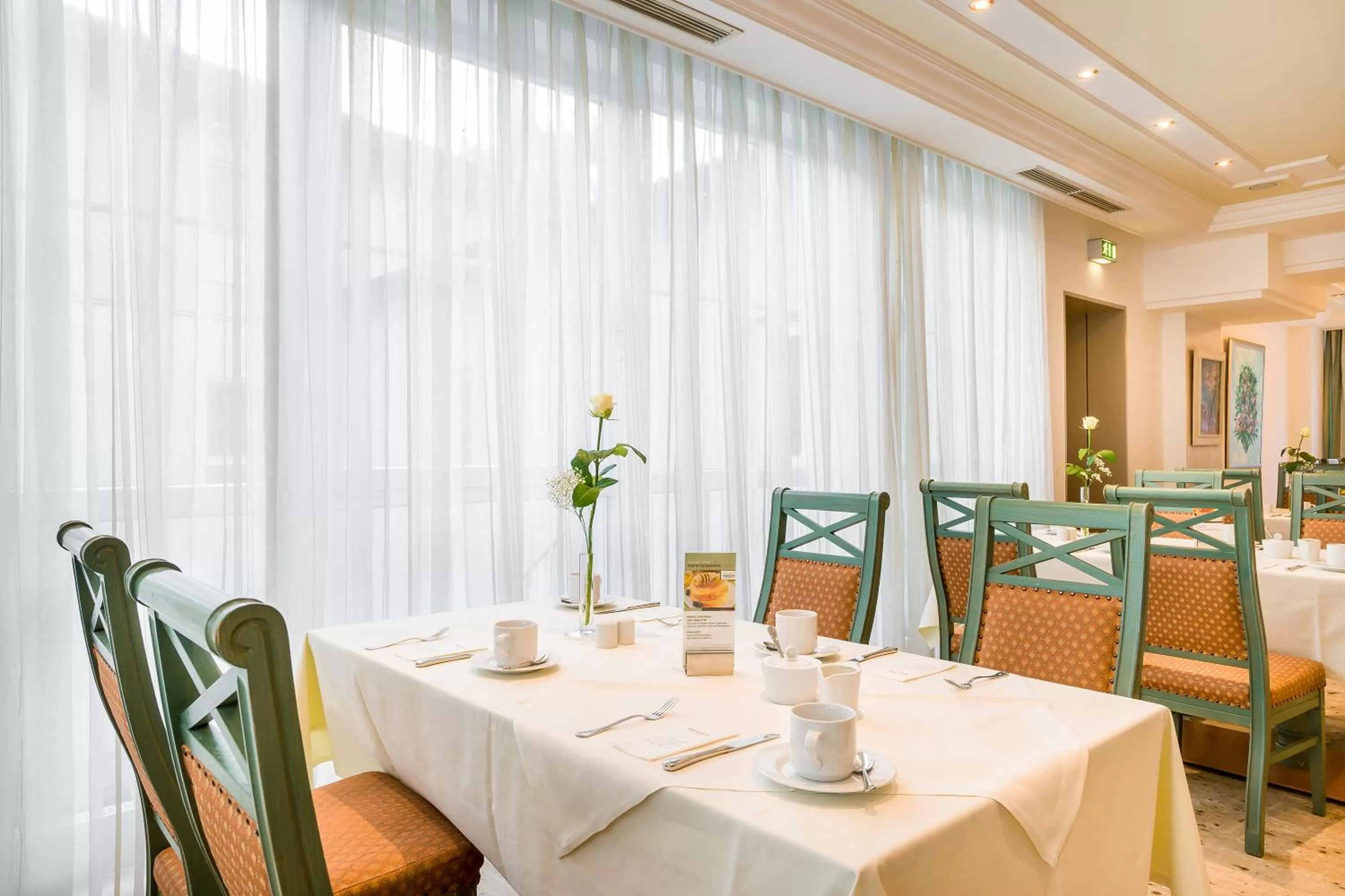 Restaurant/places to eat in Mercure Hotel Ingolstadt