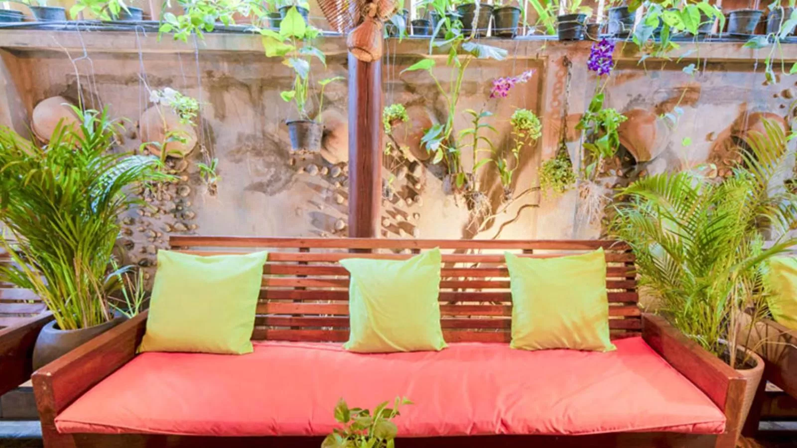 Patio in Maison Model d'Angkor