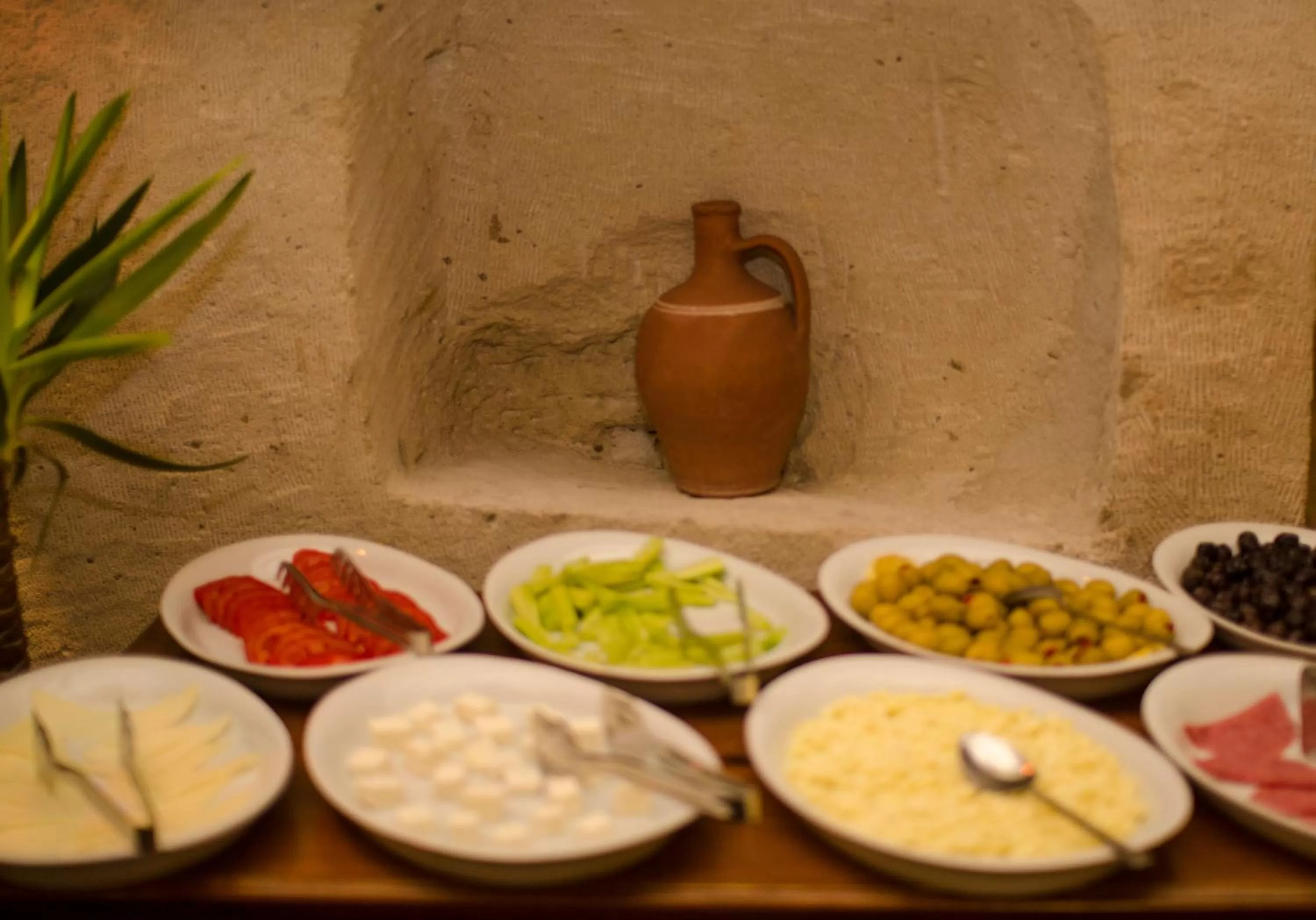 Buffet breakfast in Tulip Cave Suites