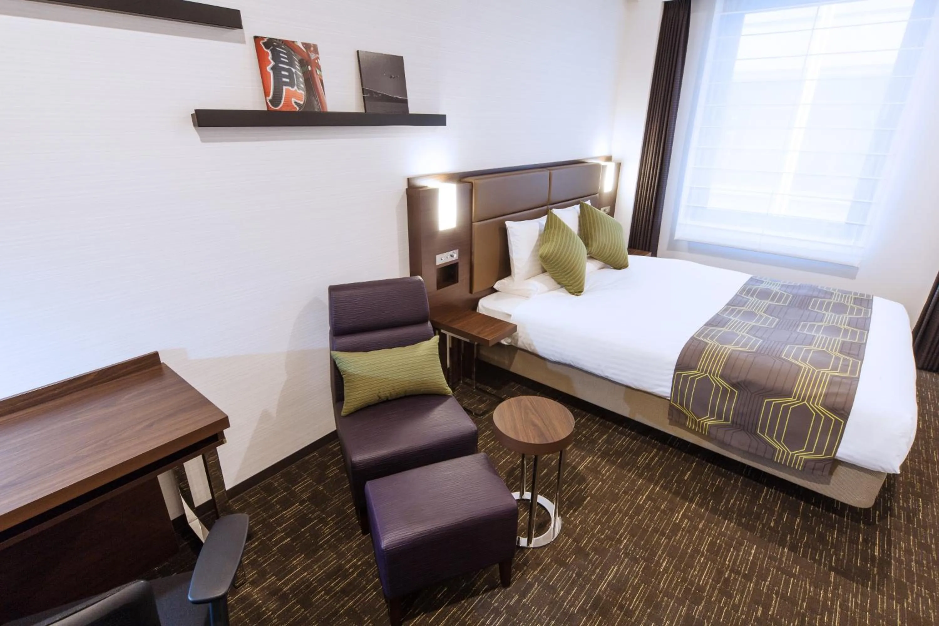 Spring, Bed in HOTEL MYSTAYS Haneda