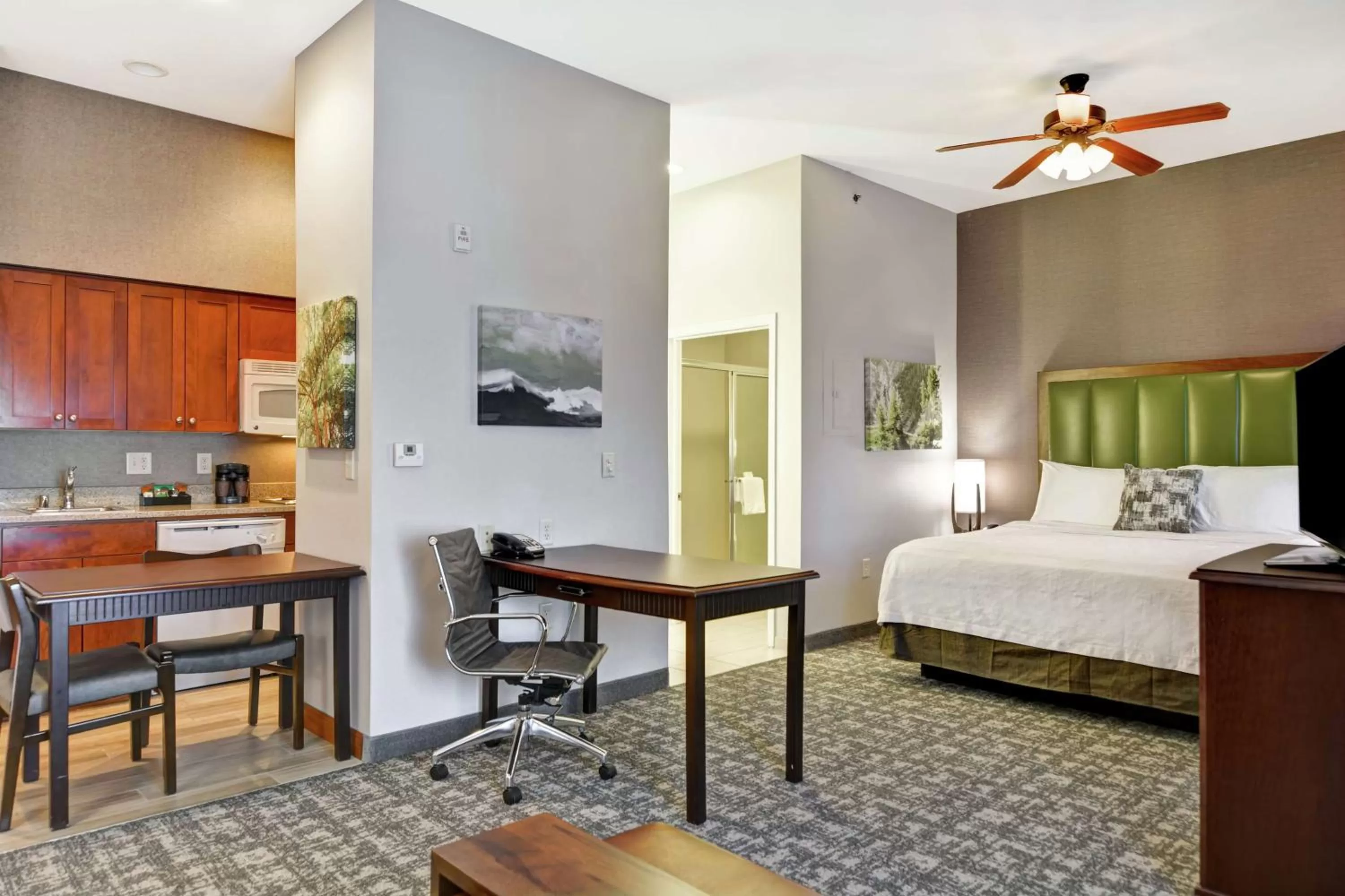 Bedroom, Bed in Homewood Suites by Hilton Reno