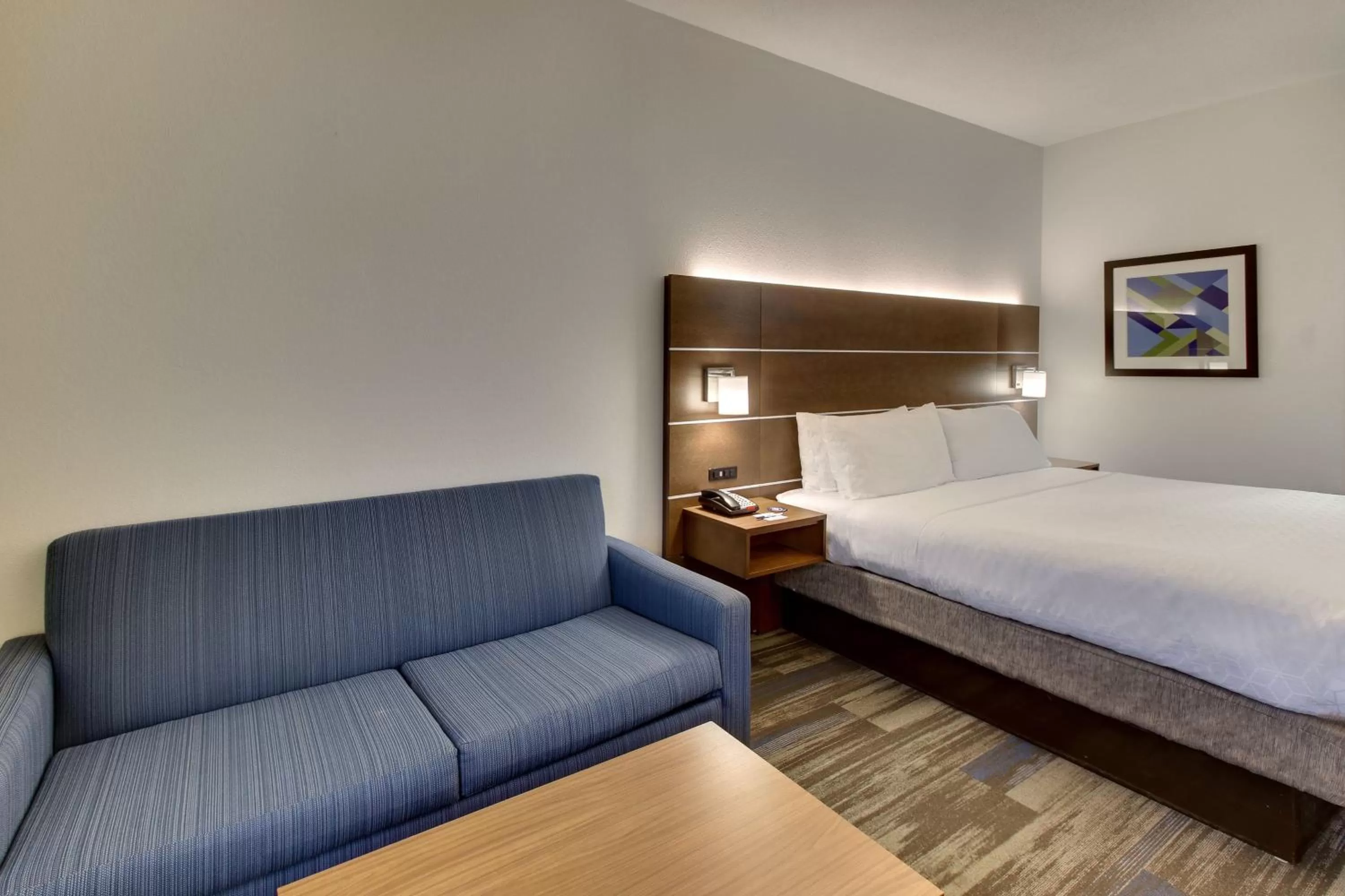 Photo of the whole room, Bed in Holiday Inn Express Fishkill-Mid Hudson Valley by IHG