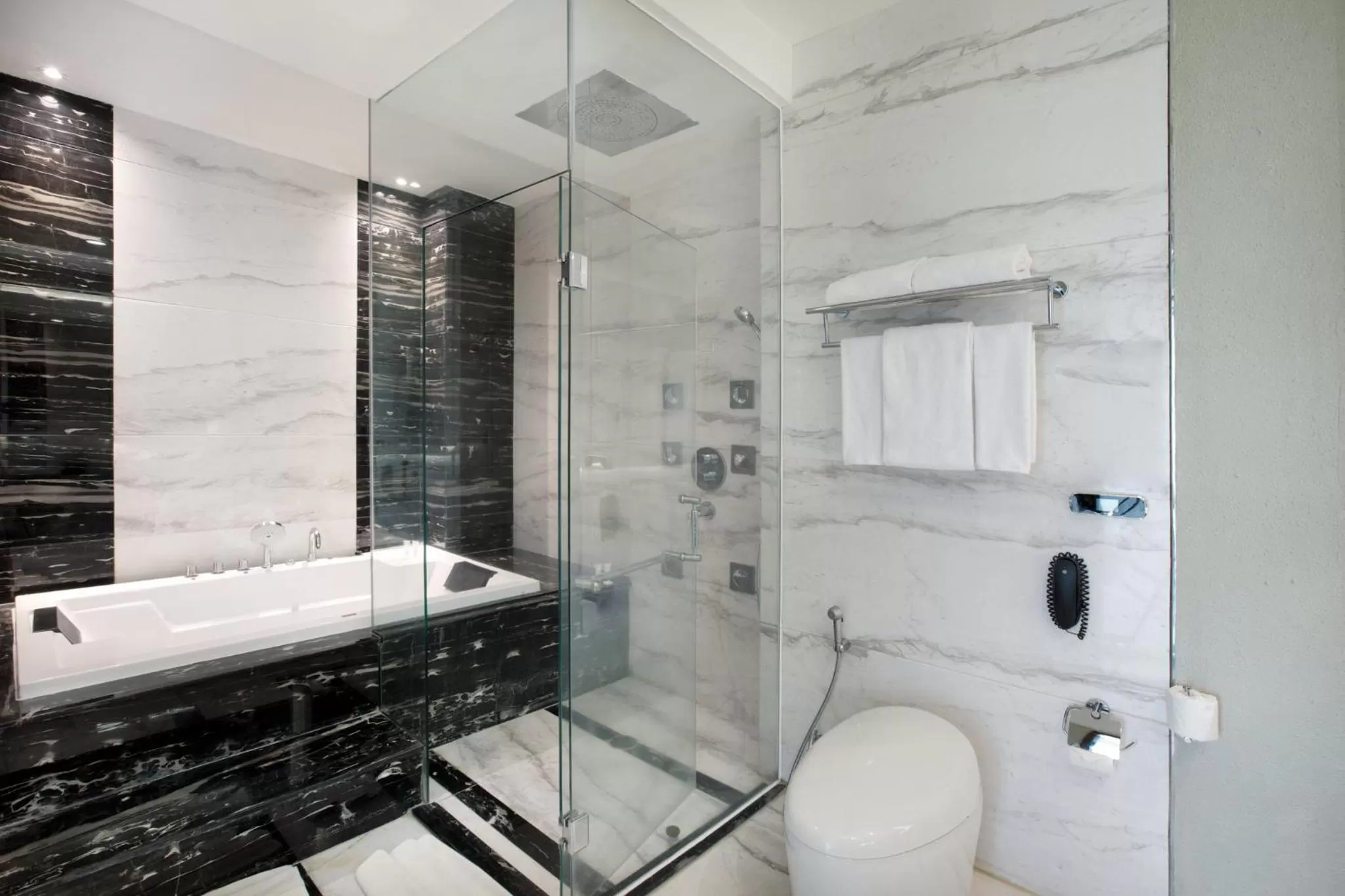 Photo of the whole room in Holiday Inn Bandung Pasteur by IHG