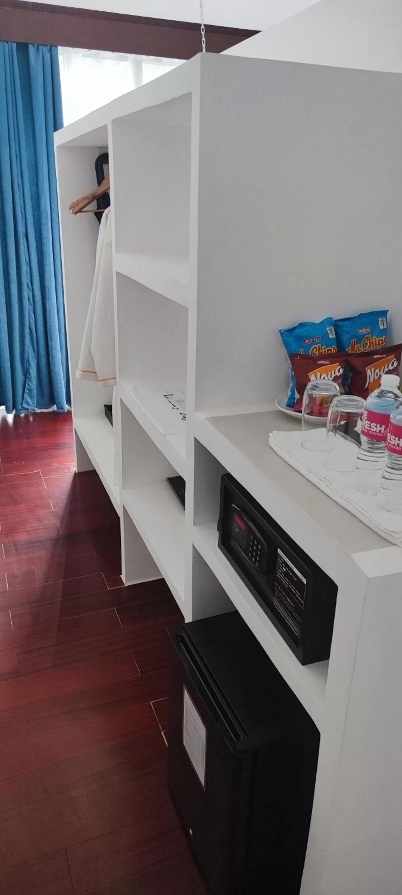 Coffee/tea facilities in Carpe Diem Villas & Resort Dive & Stay resort