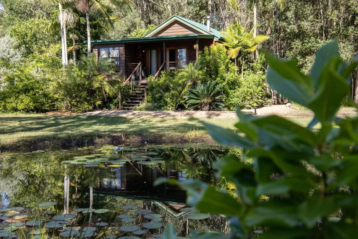 Lake Weyba Cottages Noosa