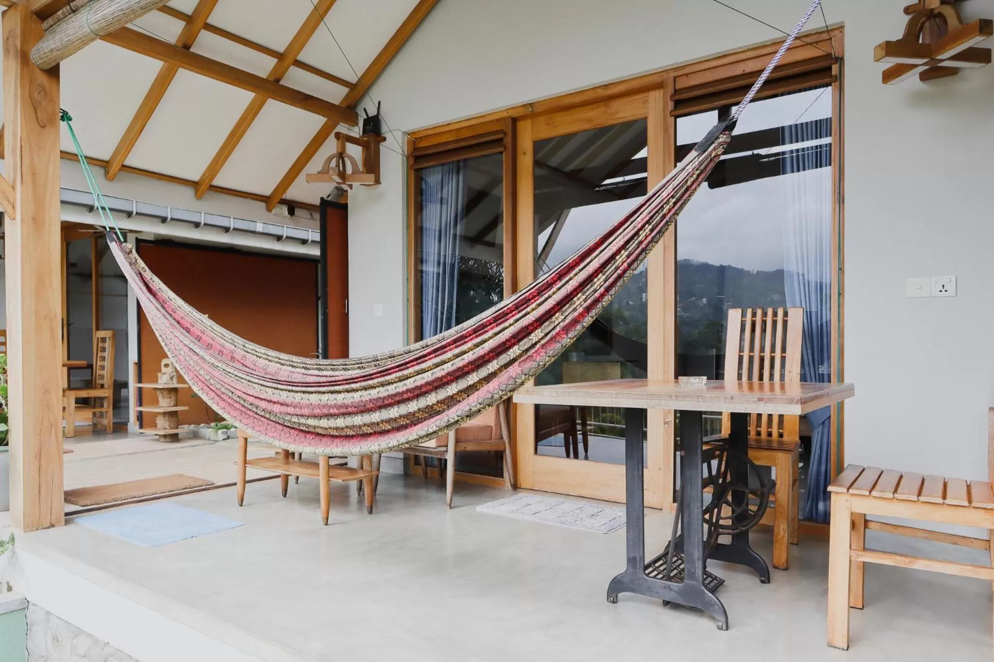 Patio in The One Ella