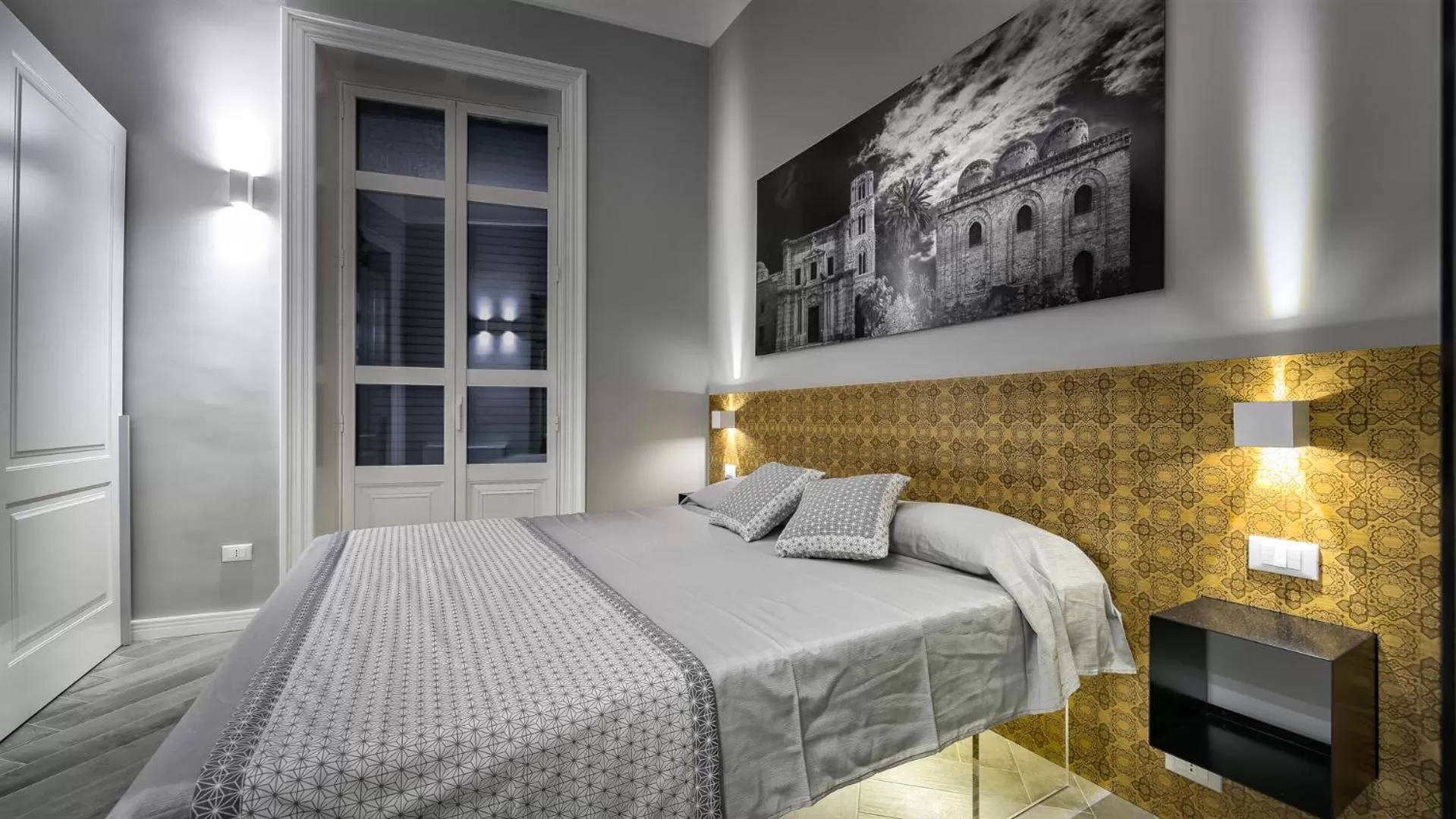 Night, Bed in Suite del Ponte Normanno