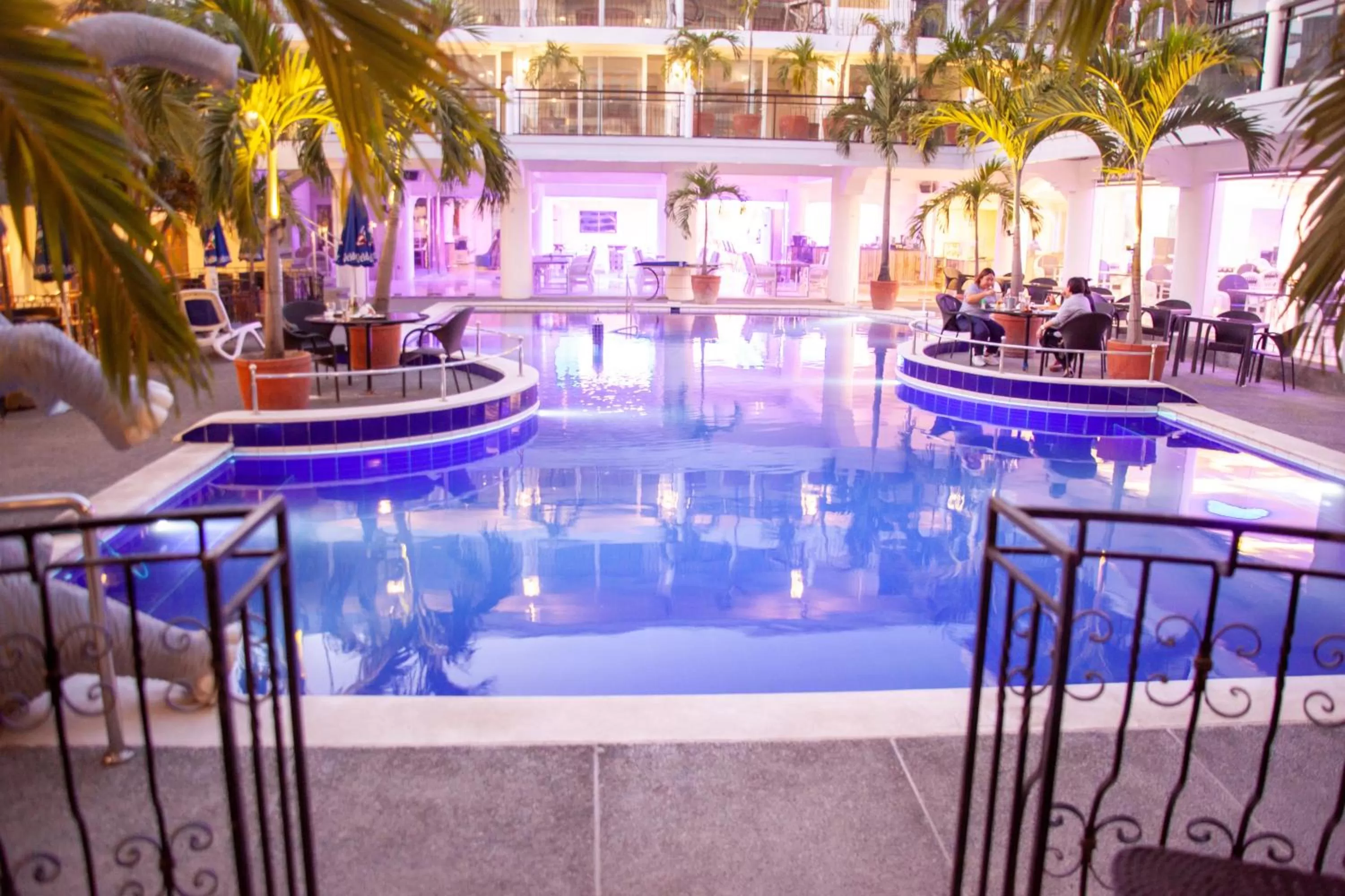 Clarkton Hotel Apartment