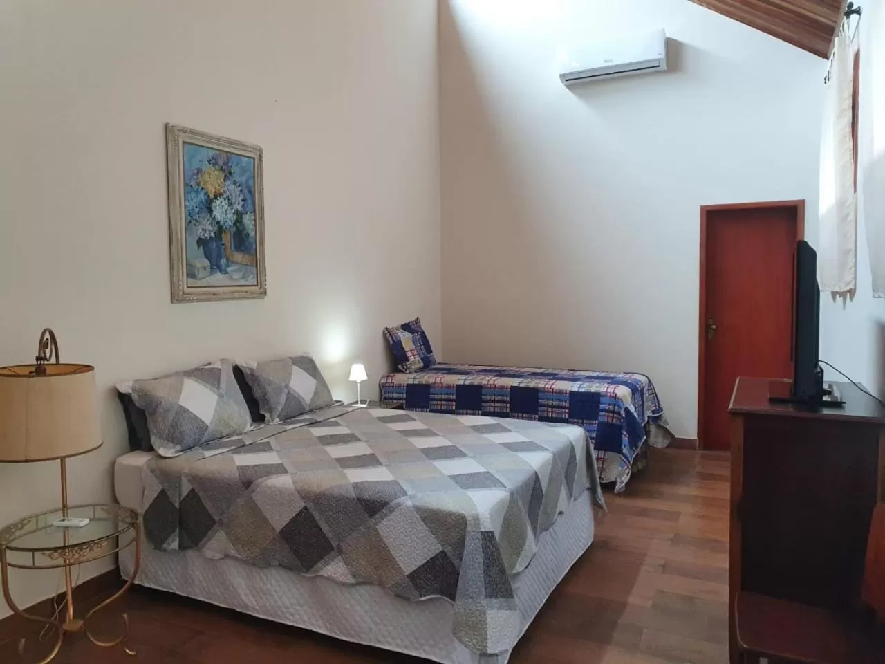 Premium Quadruple Room in Espaço Casa na Rocha