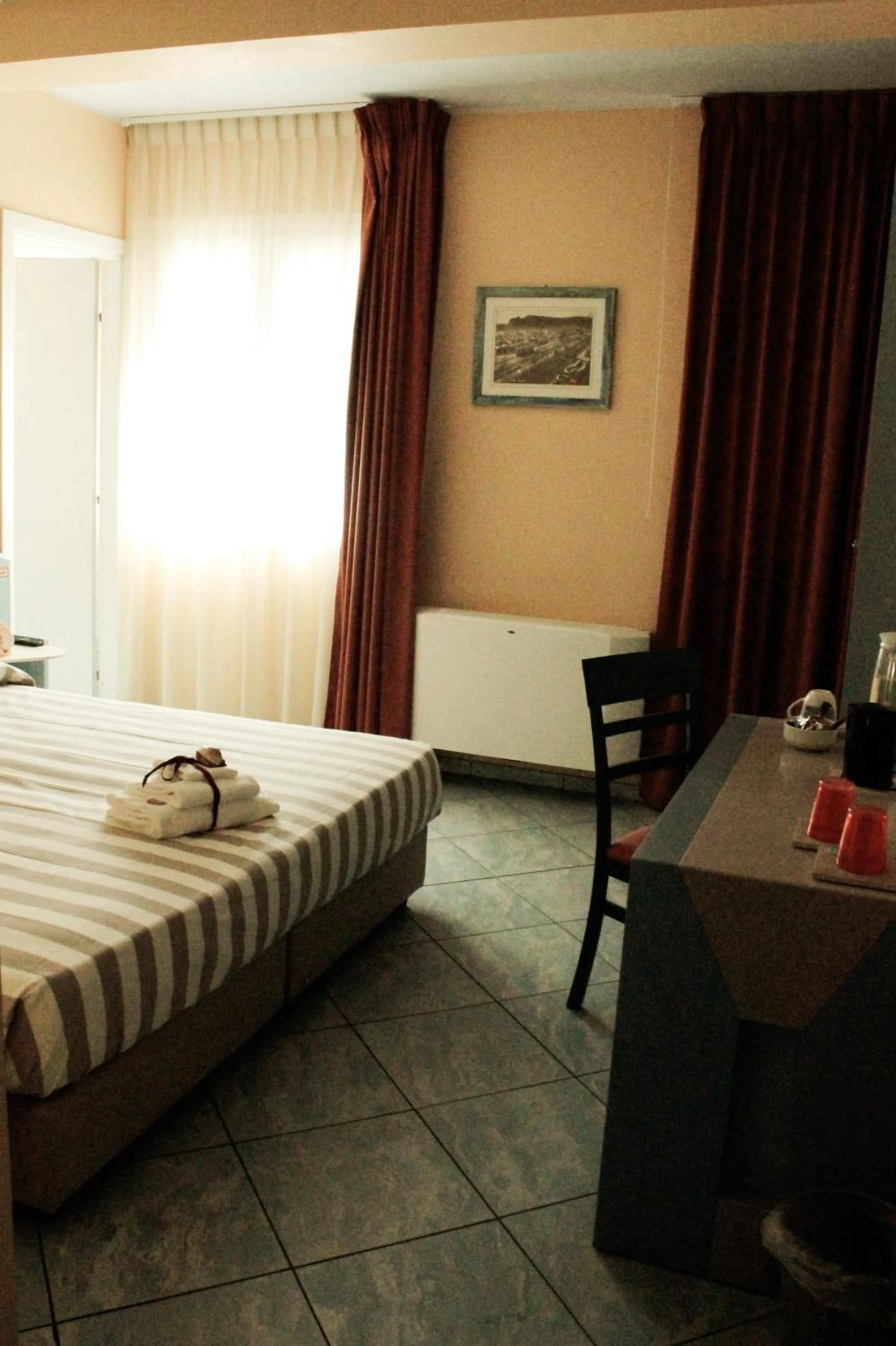 Bed in Hotel Chentu Lunas